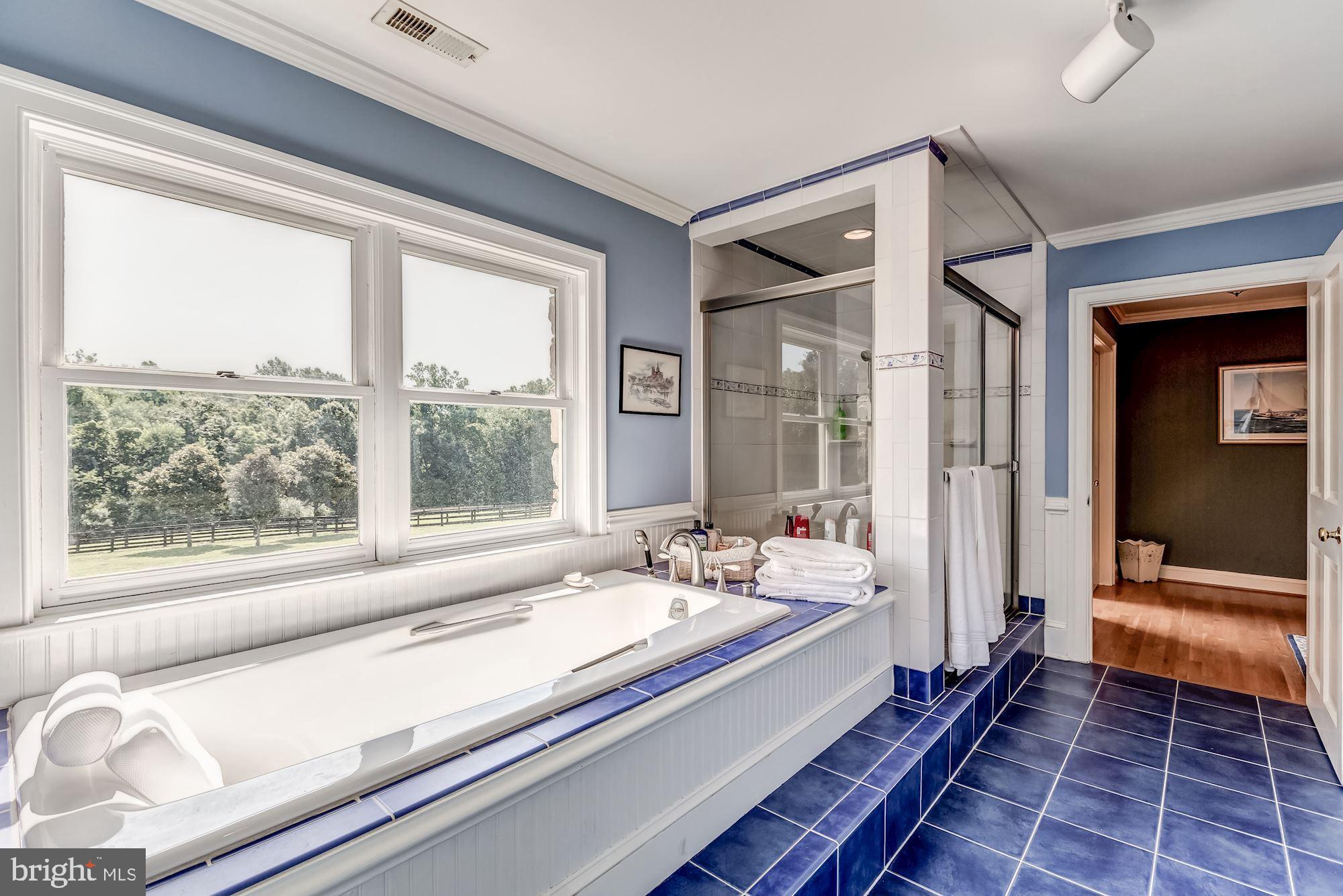 PHILOMONT - Residential