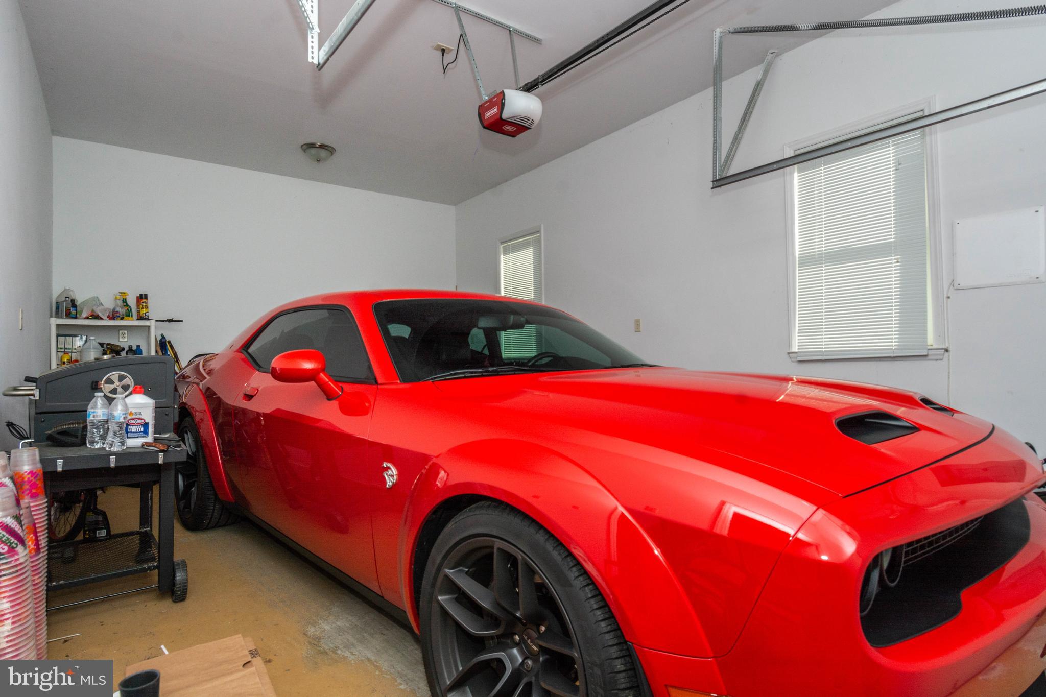 WILLOWDALE - Residential