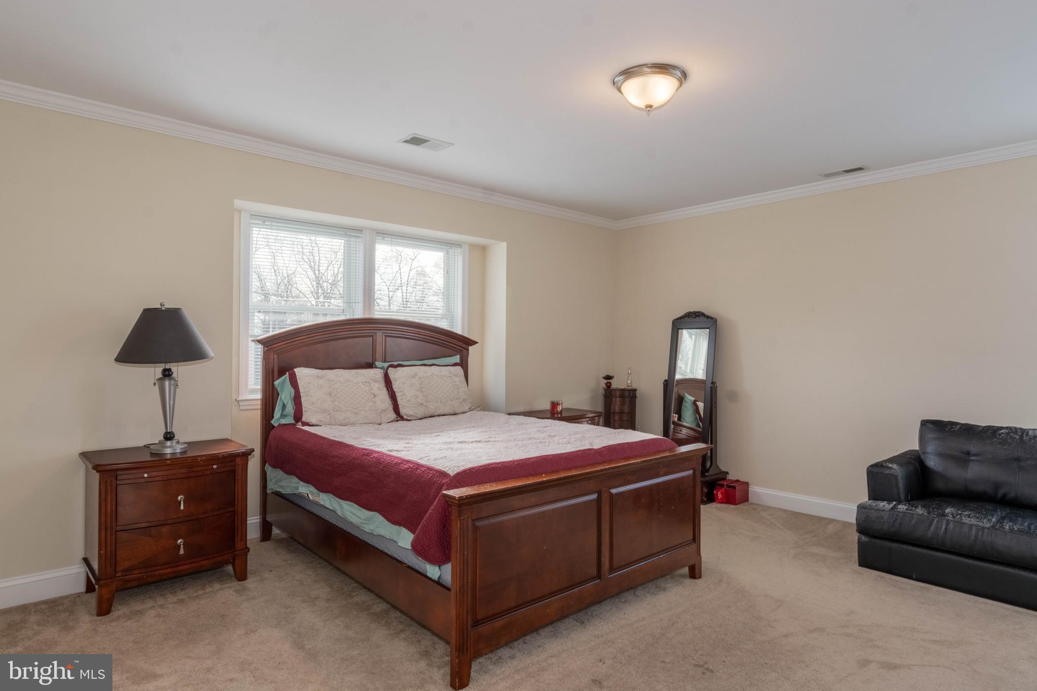 WILLOWDALE - Residential