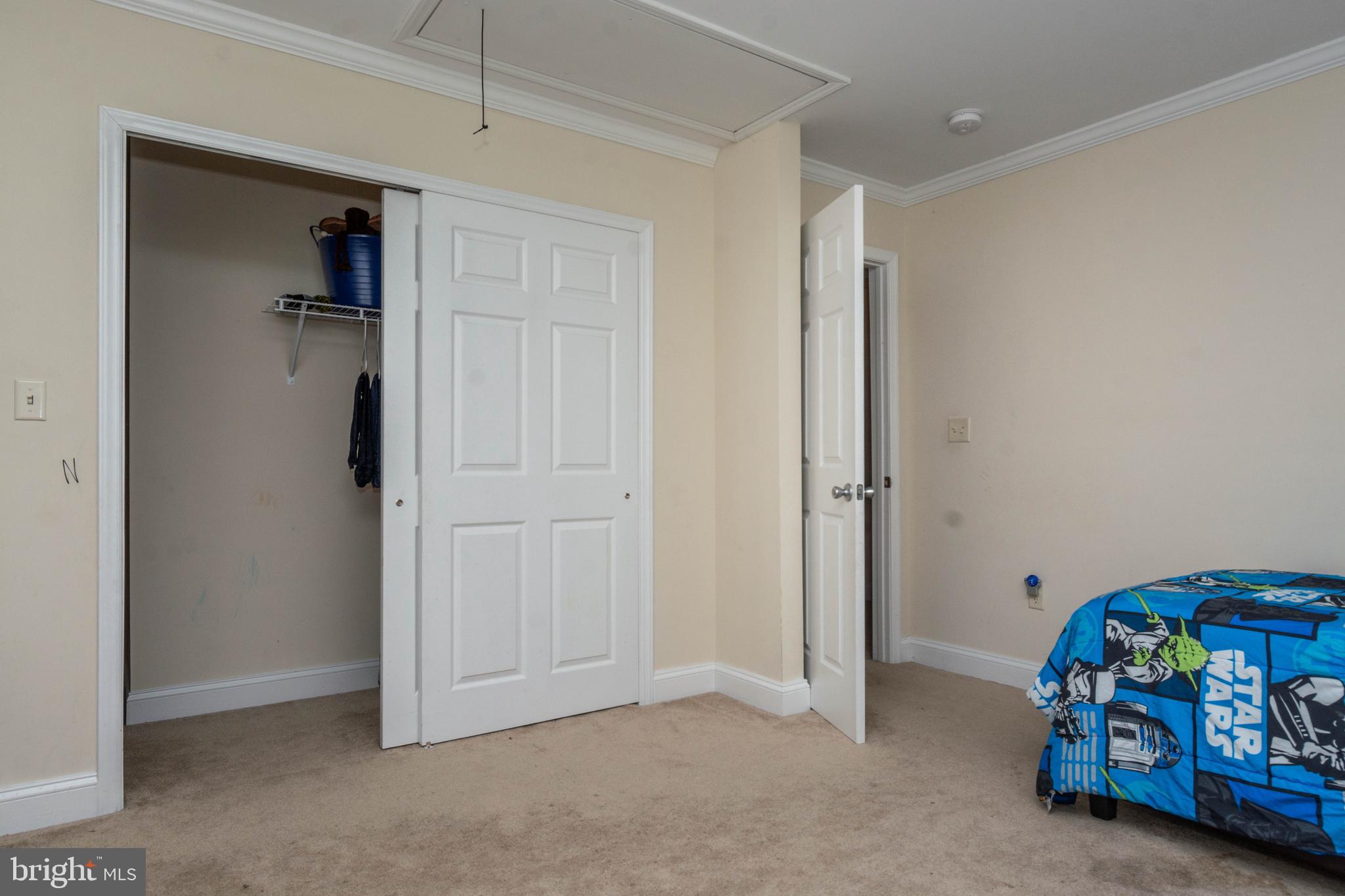 WILLOWDALE - Residential