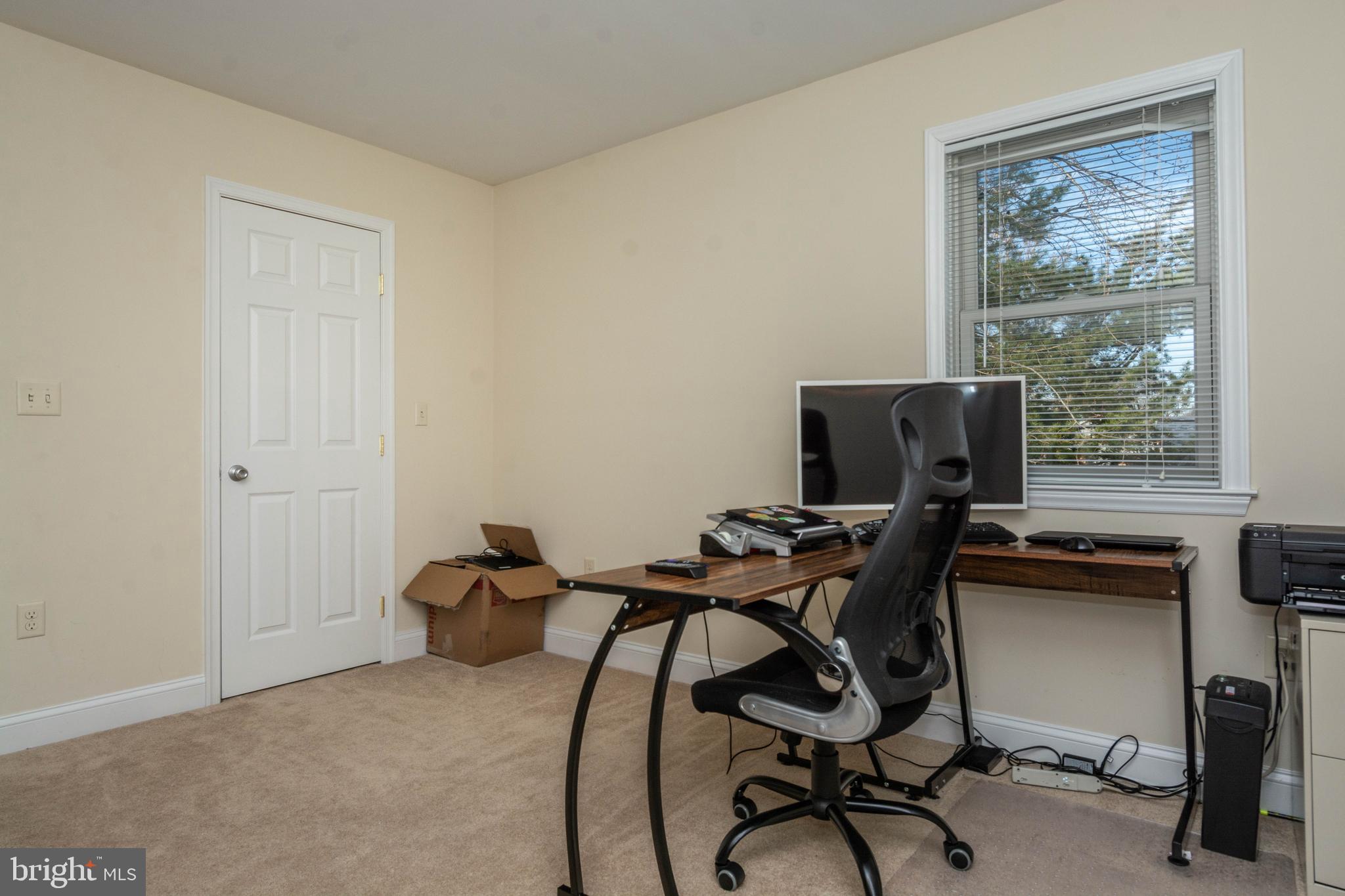 WILLOWDALE - Residential