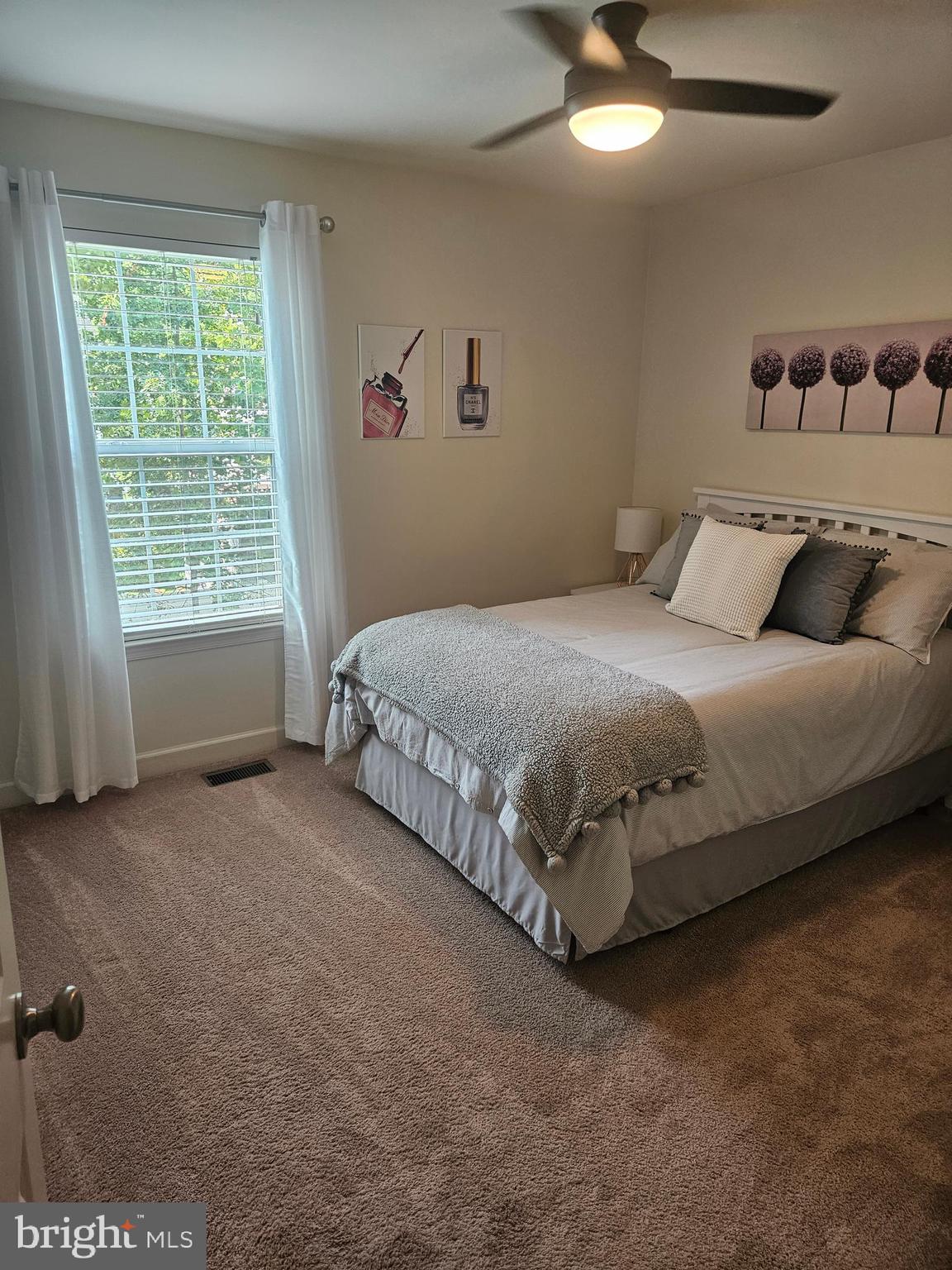 AVALON SHORES - Residential