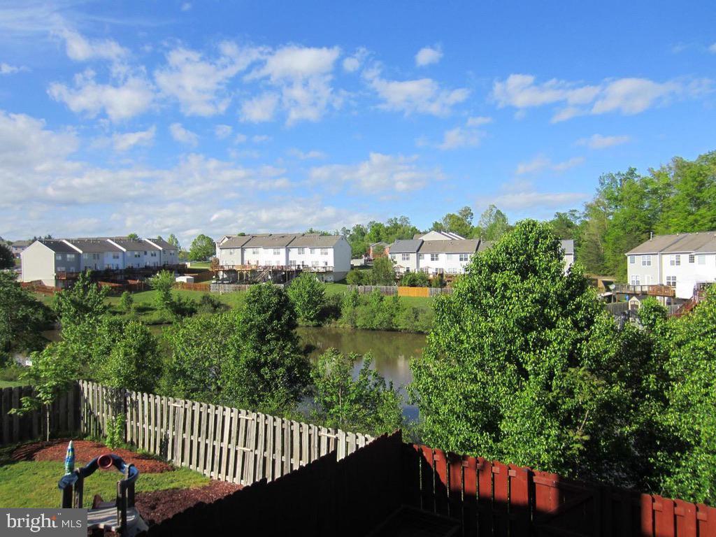 STONE RIVER - Residential Lease