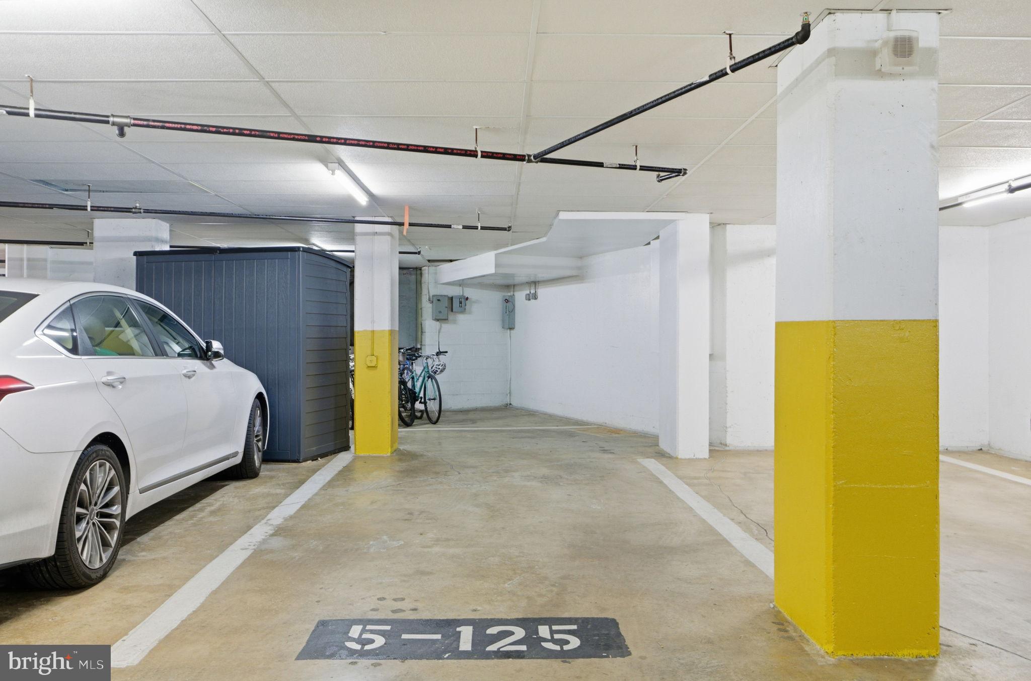 LEISURE WORLD - Residential