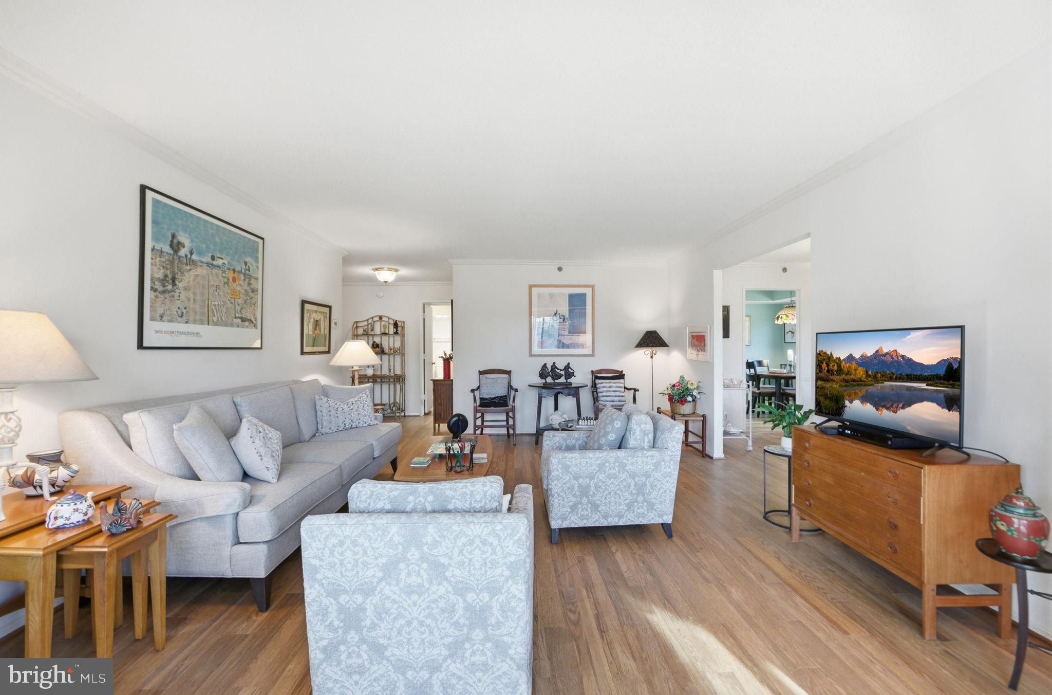 LEISURE WORLD - Residential