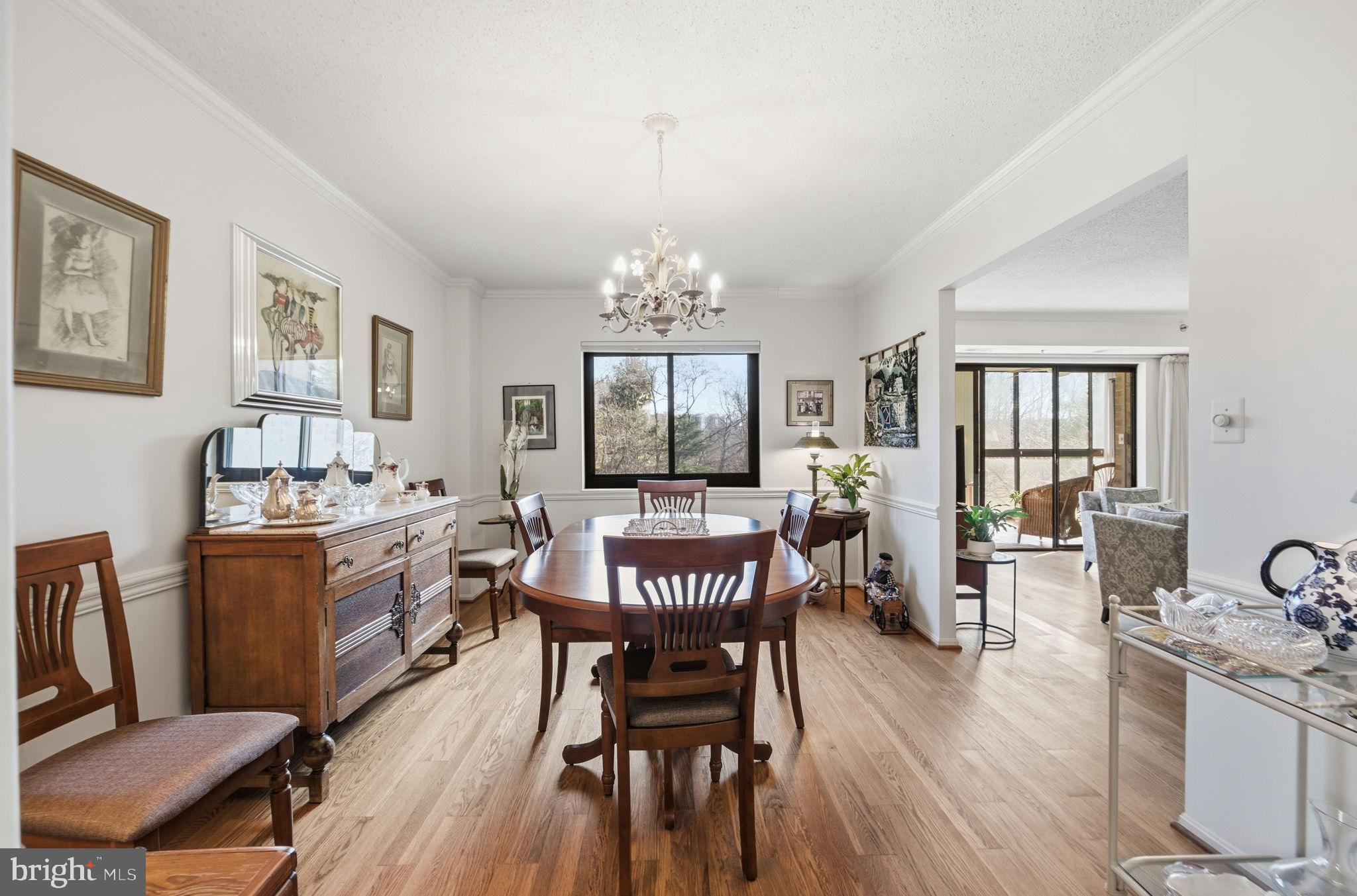 LEISURE WORLD - Residential