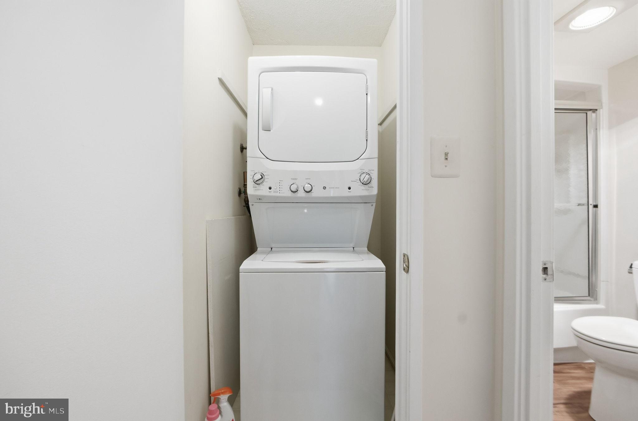 LEISURE WORLD - Residential