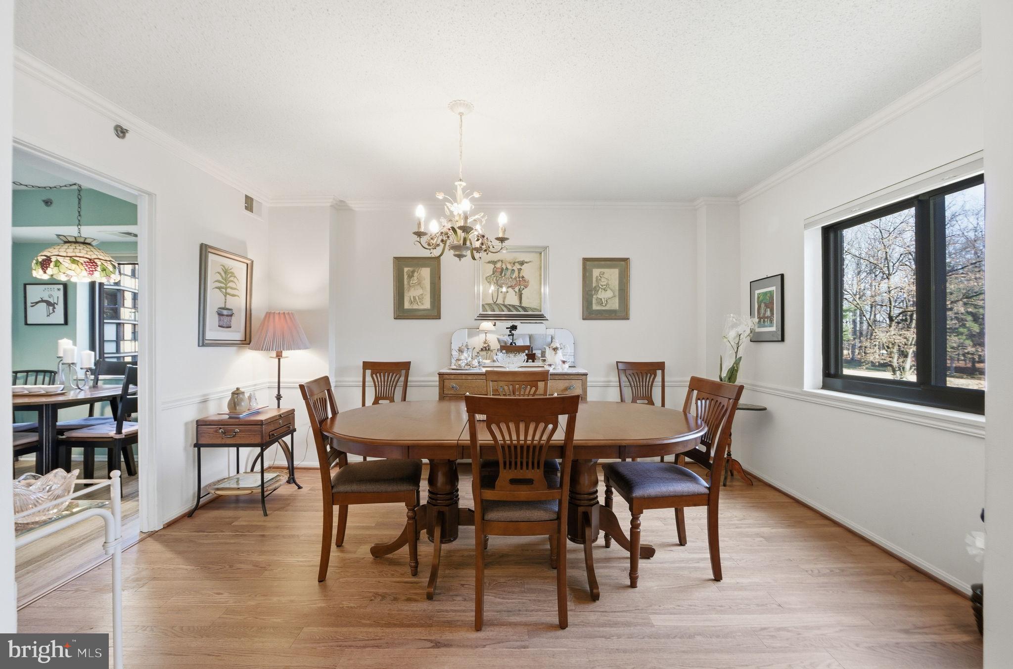 LEISURE WORLD - Residential