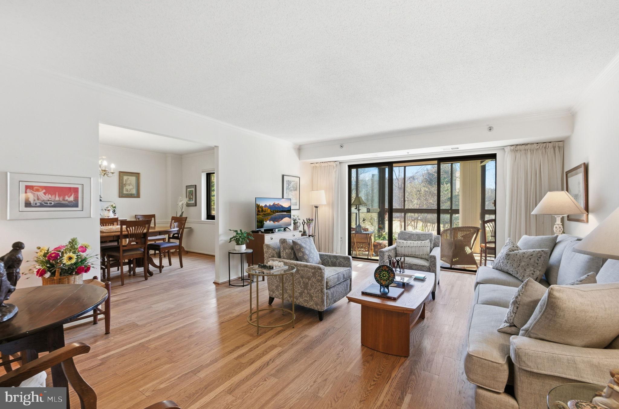 LEISURE WORLD - Residential