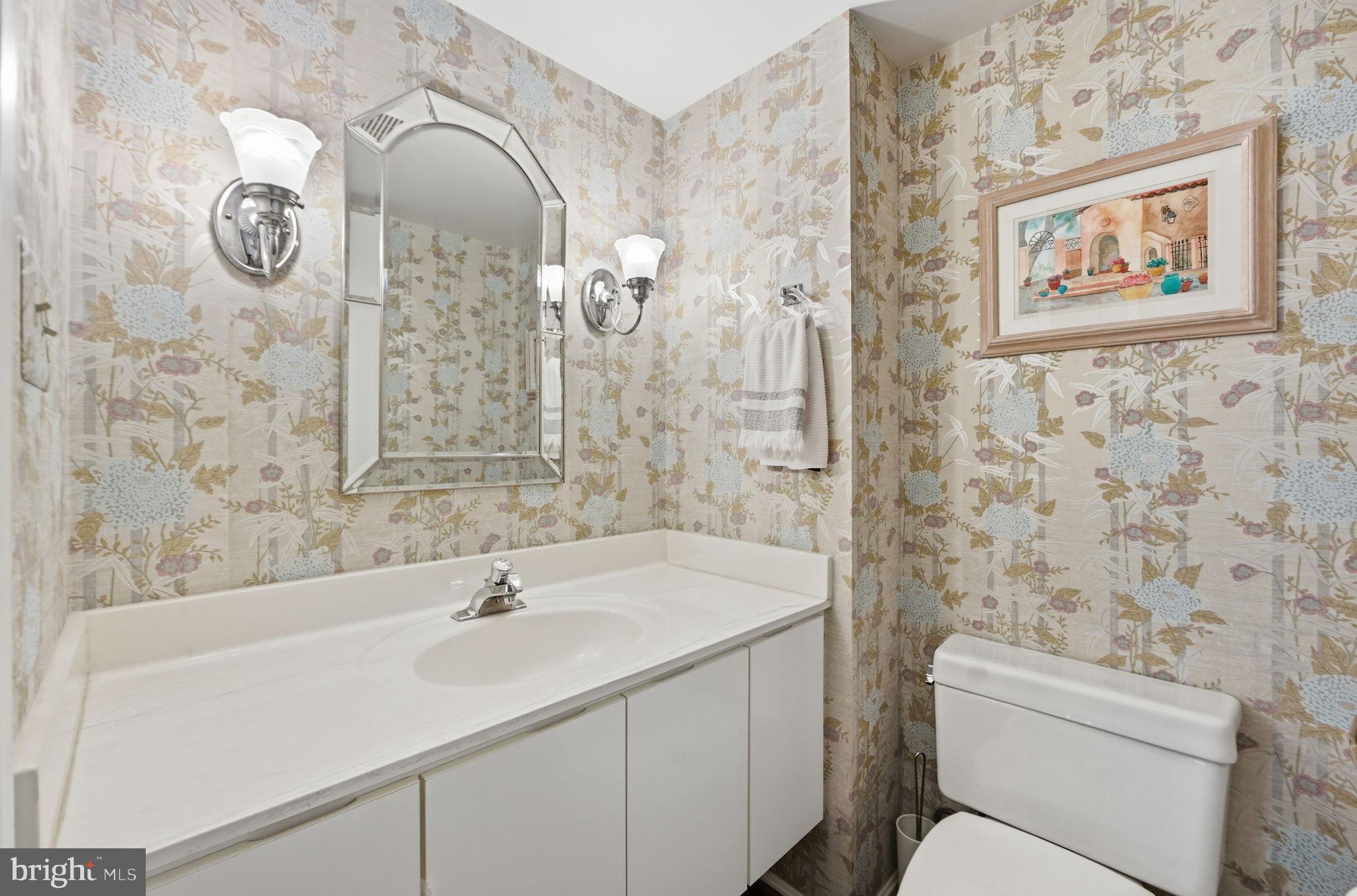 LEISURE WORLD - Residential