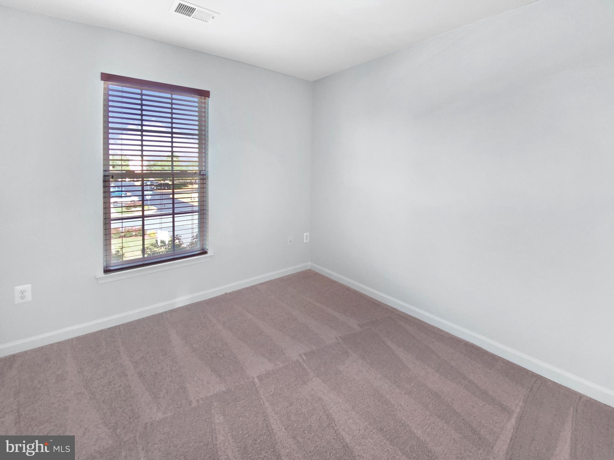 BALLENGER CREEK - Residential