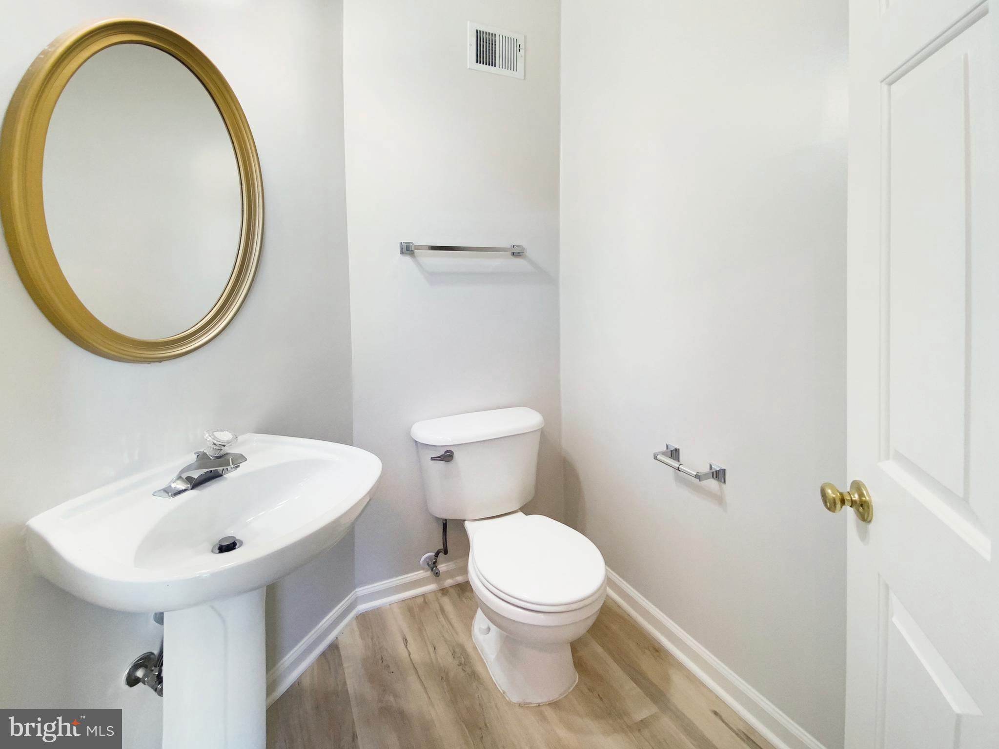 BALLENGER CREEK - Residential