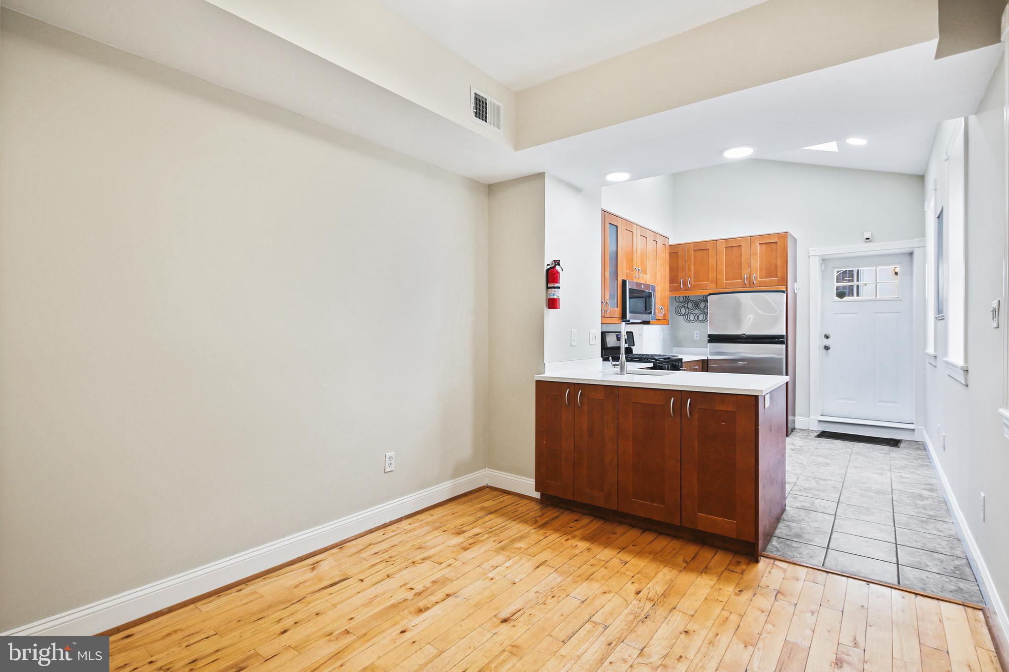 BUTCHERS HILL - Residential Lease