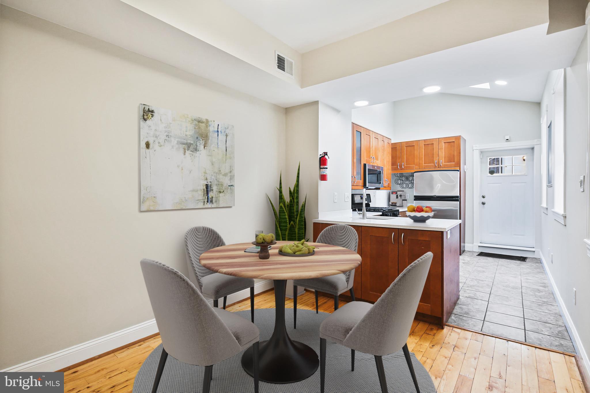 BUTCHERS HILL - Residential Lease