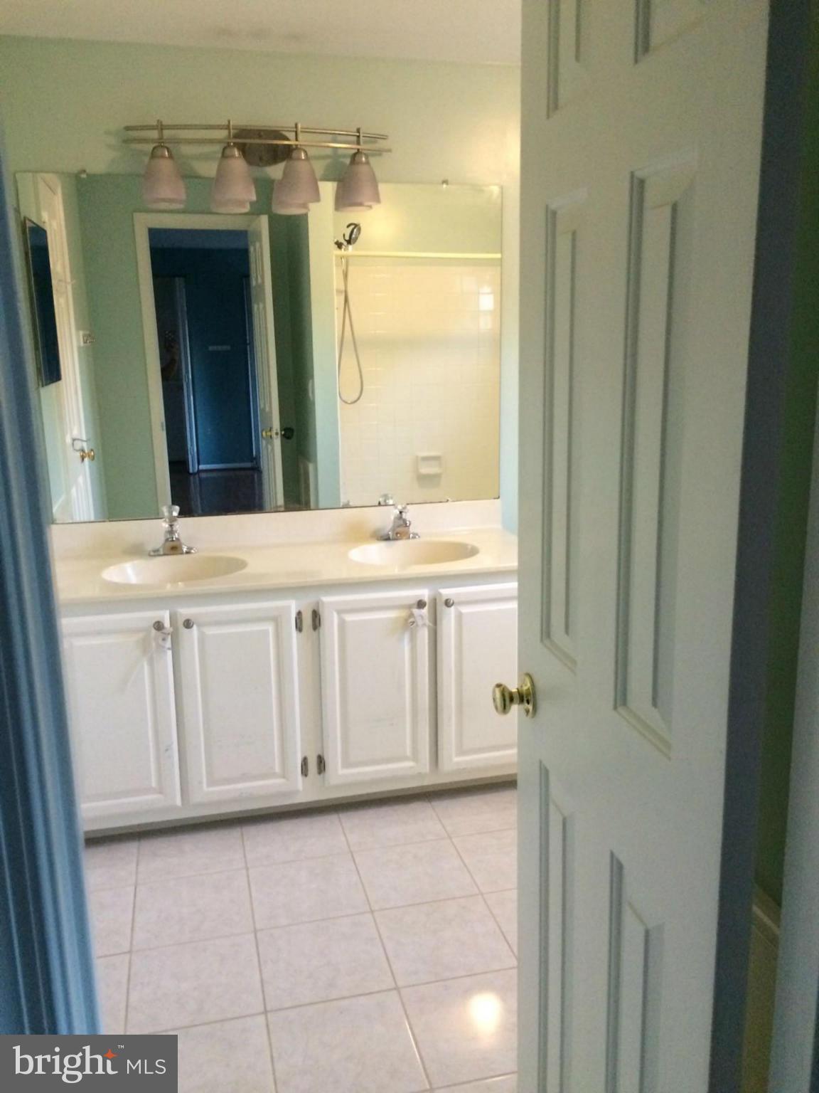 MEADOWVALE - Residential