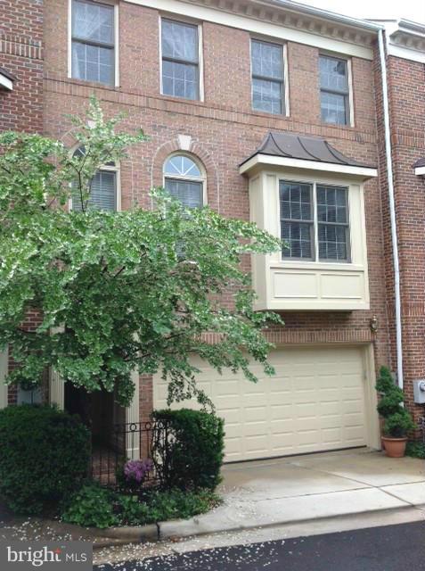 STONEGATE - Residential