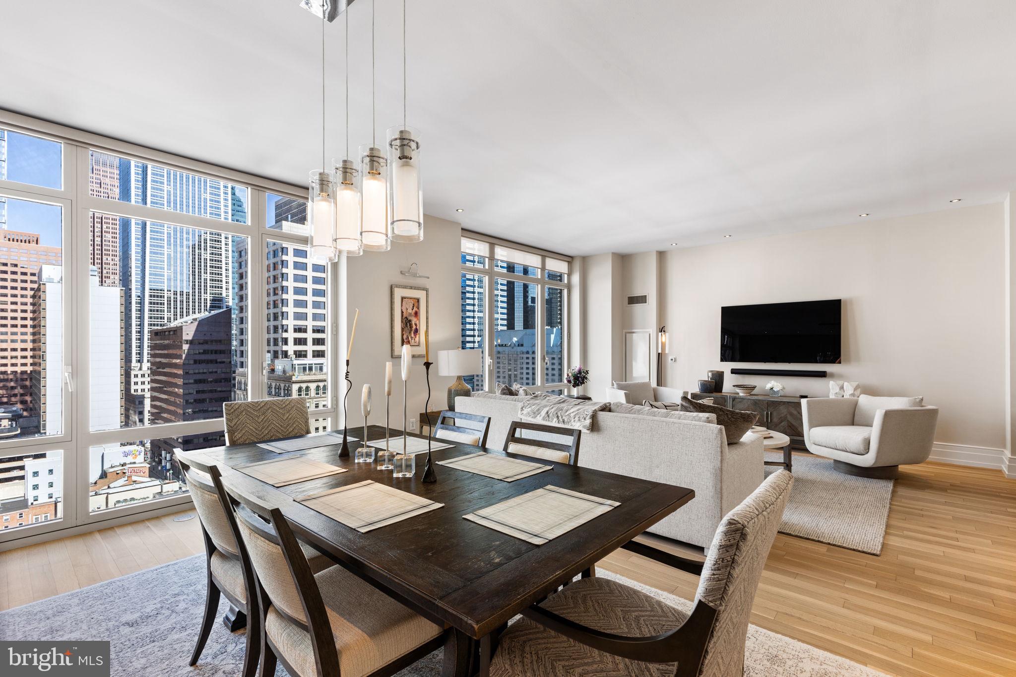 RITTENHOUSE SQUARE - Residential