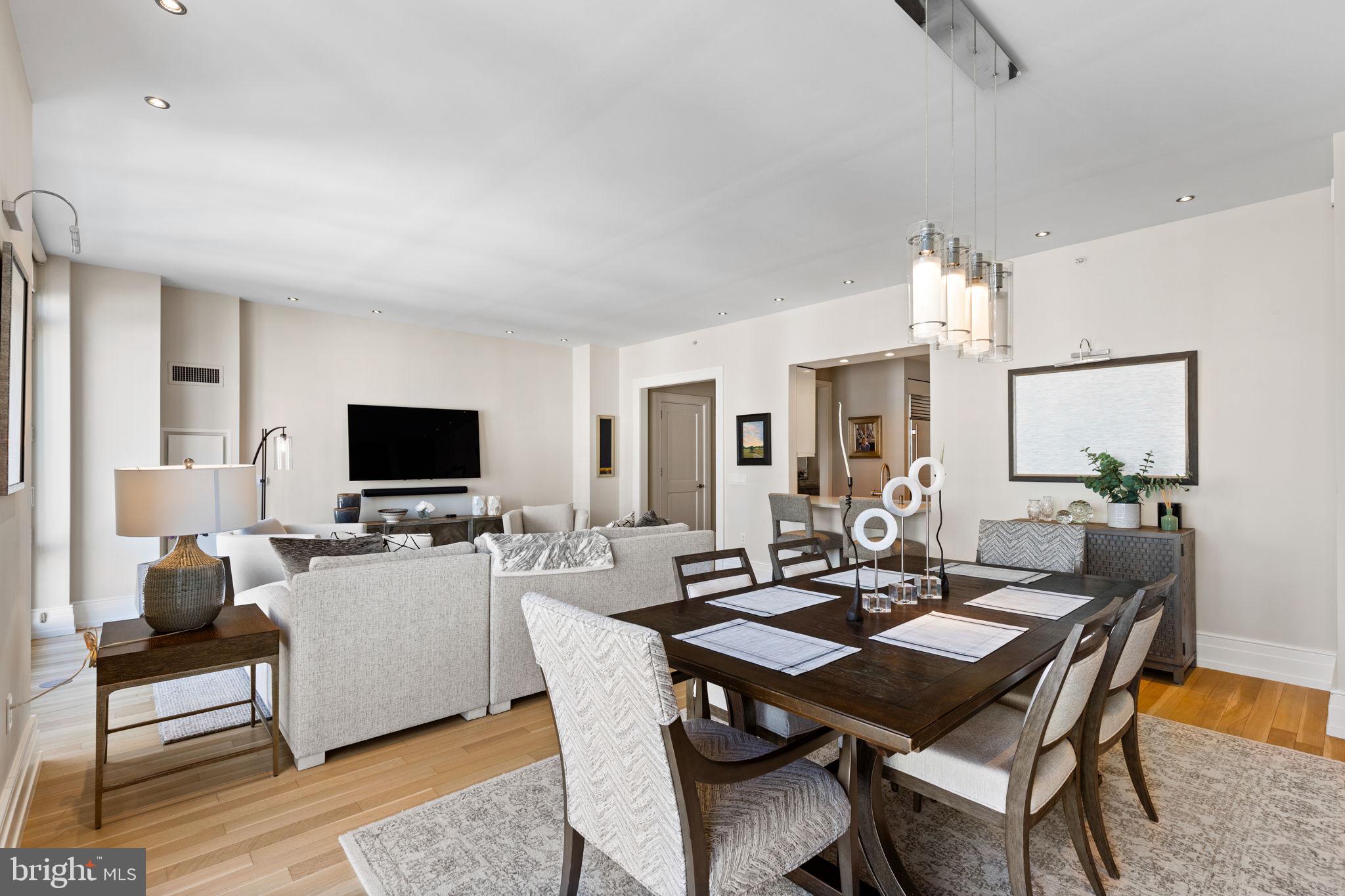 RITTENHOUSE SQUARE - Residential