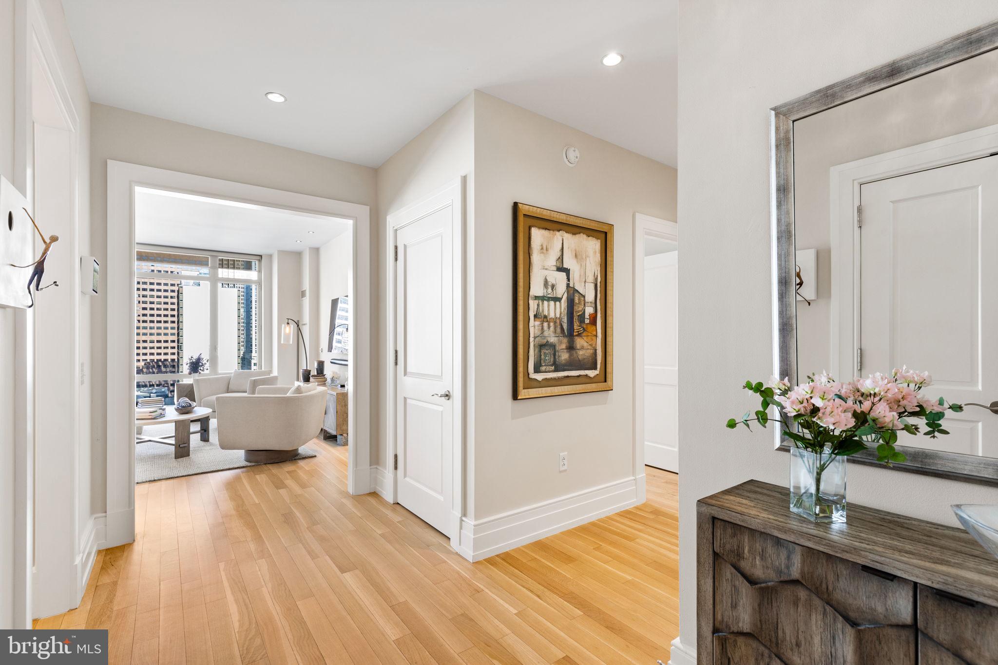 RITTENHOUSE SQUARE - Residential