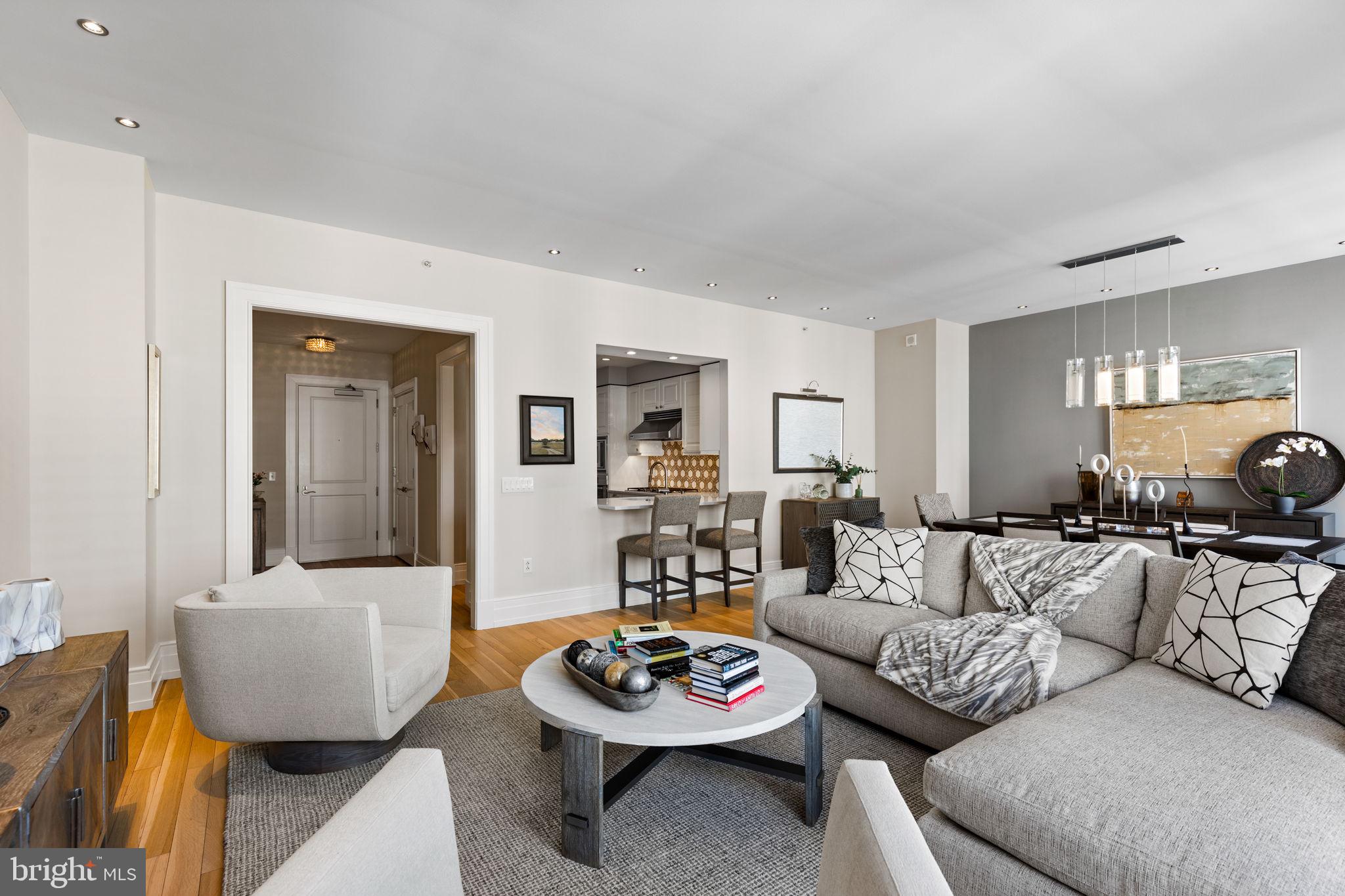 RITTENHOUSE SQUARE - Residential