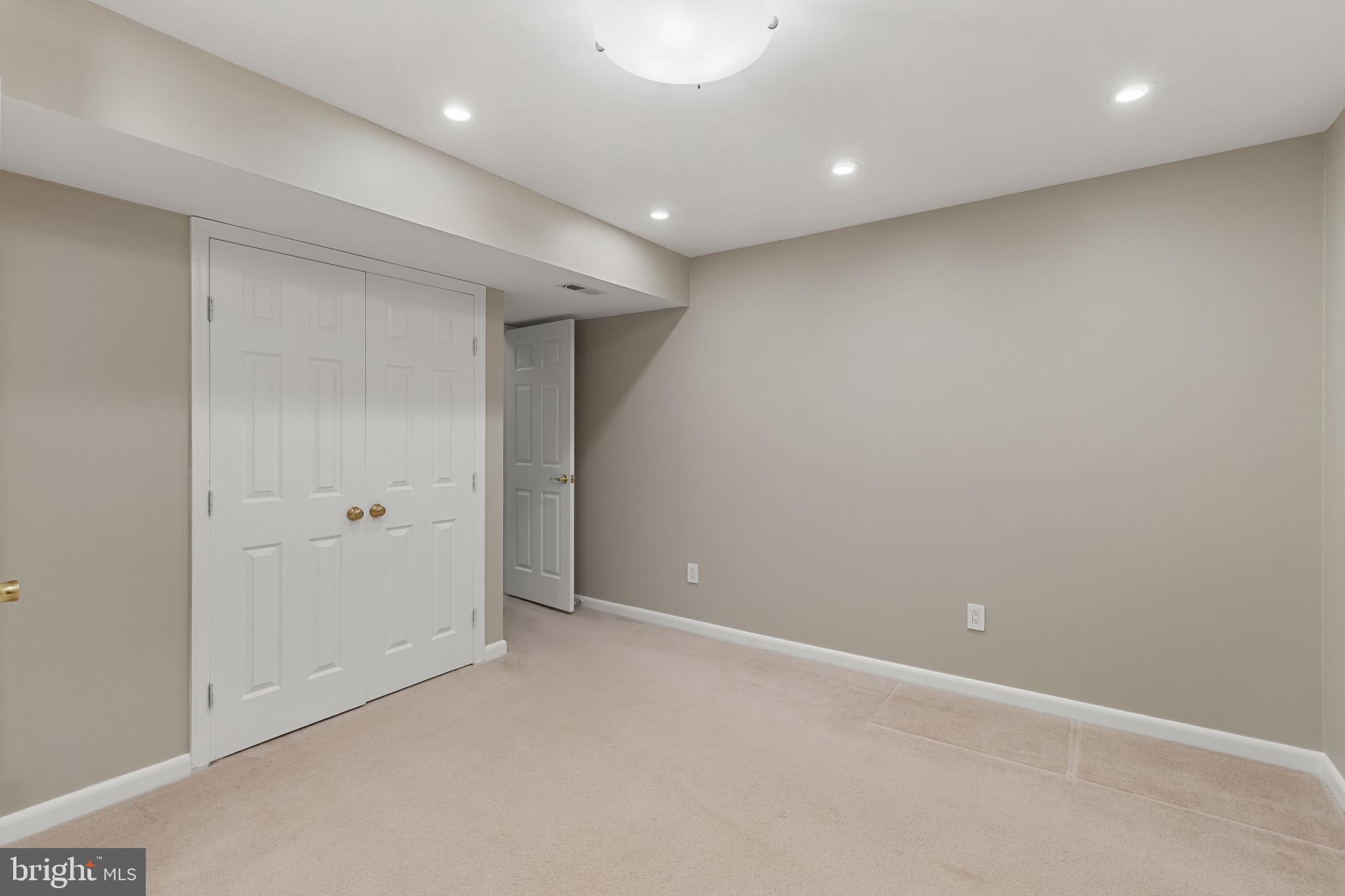 GREENSPRING EAST - Residential Lease