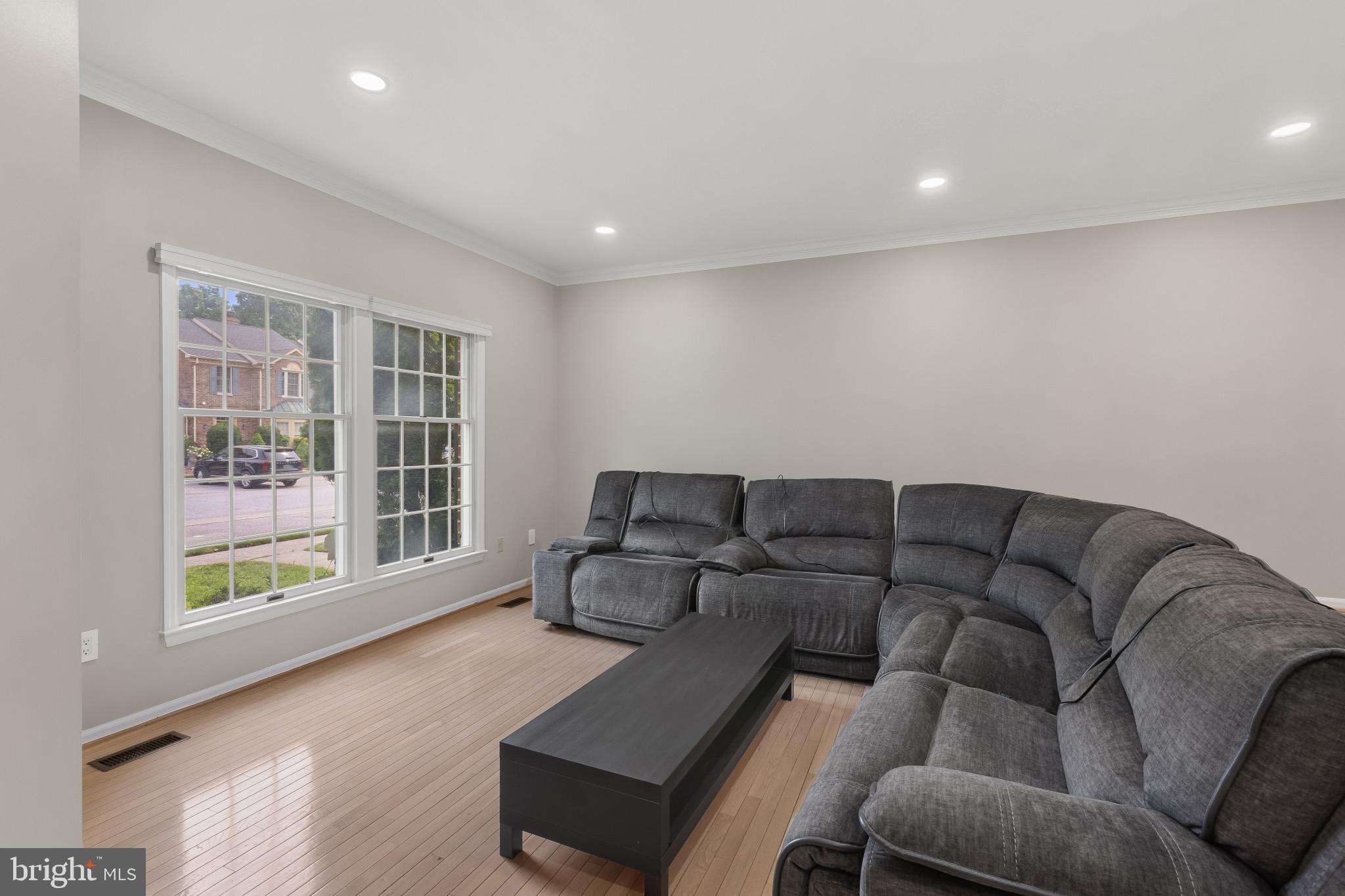GREENSPRING EAST - Residential Lease