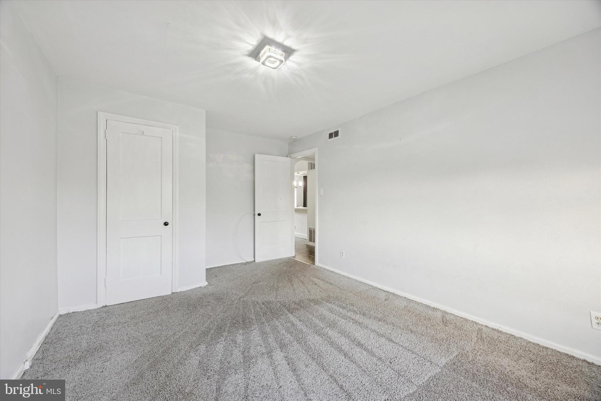 DREXEL PARK GARDEN - Residential Lease