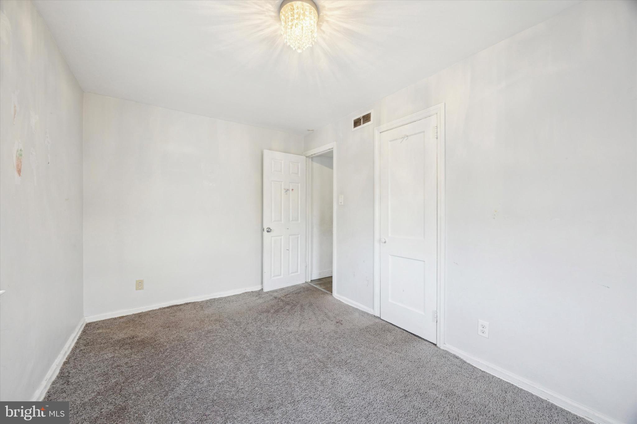 DREXEL PARK GARDEN - Residential Lease