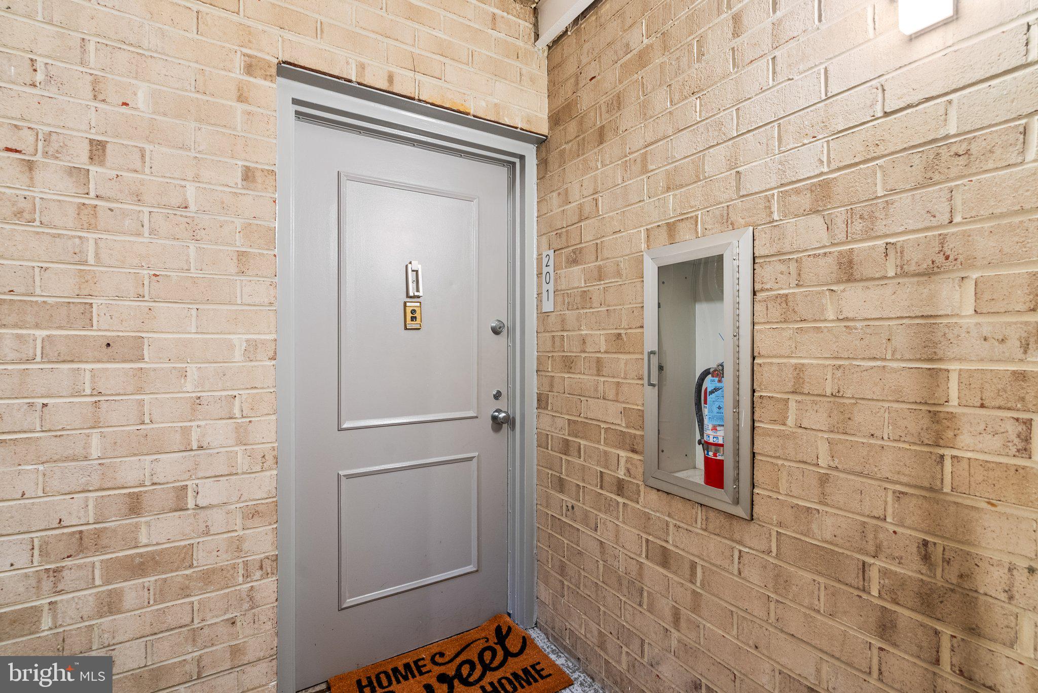 12 MONROE STREET 12-201