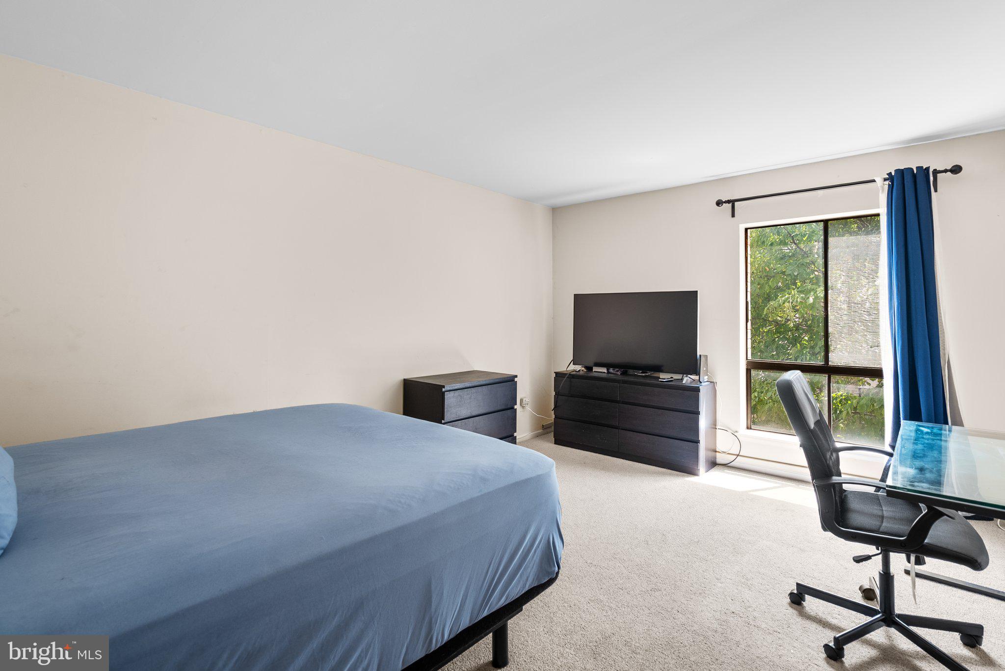 AMERICANA CENTRE - Residential