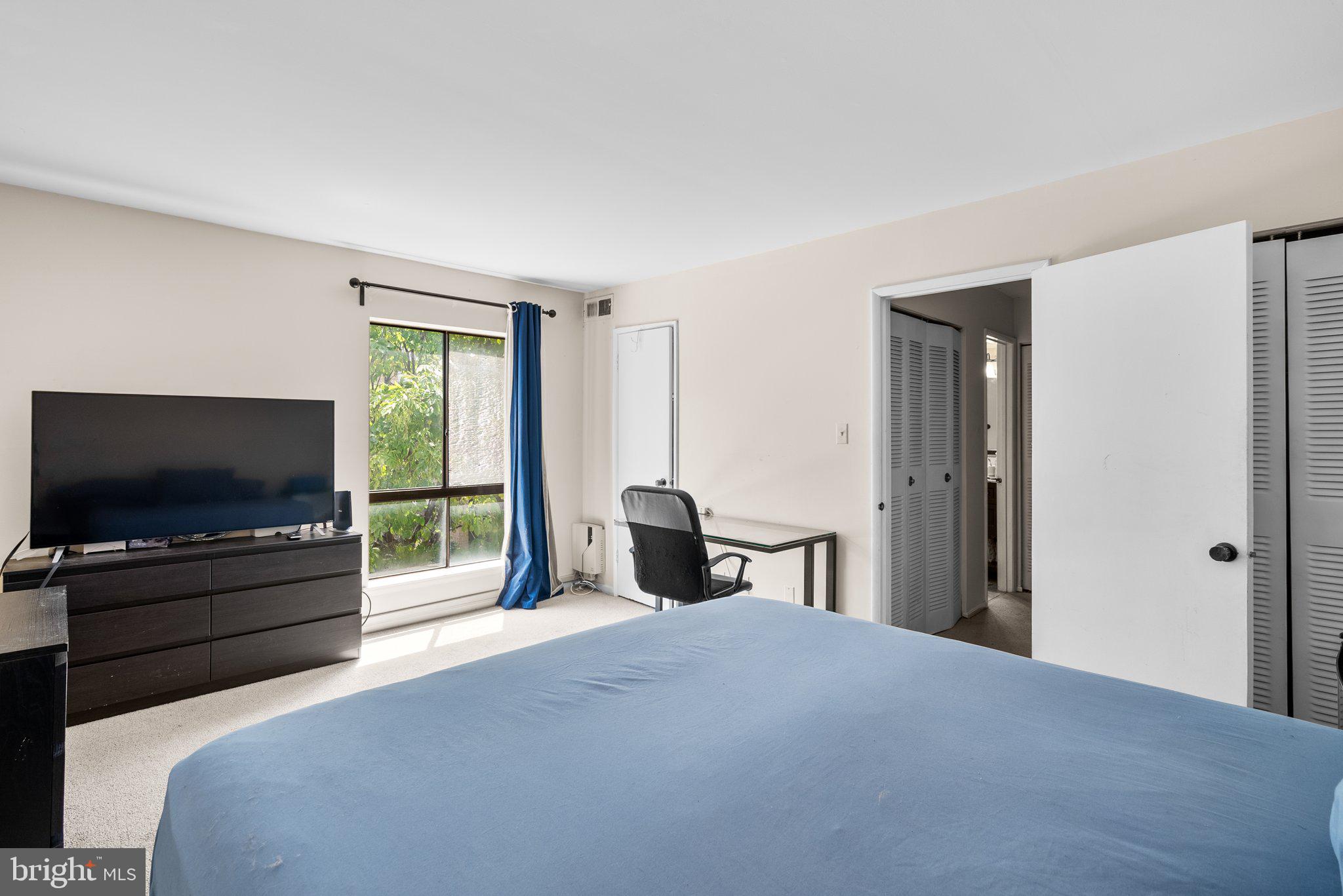 AMERICANA CENTRE - Residential