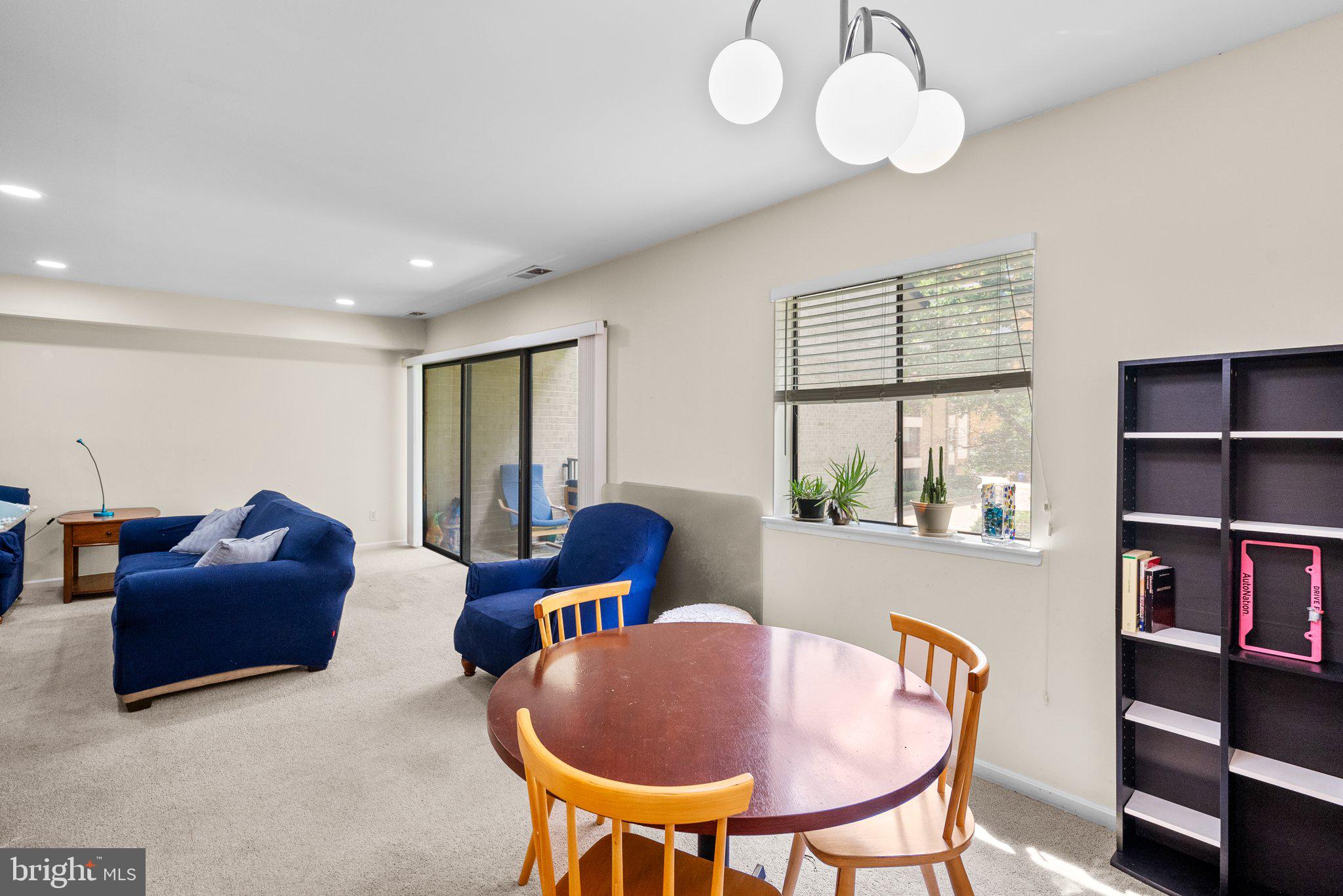 AMERICANA CENTRE - Residential