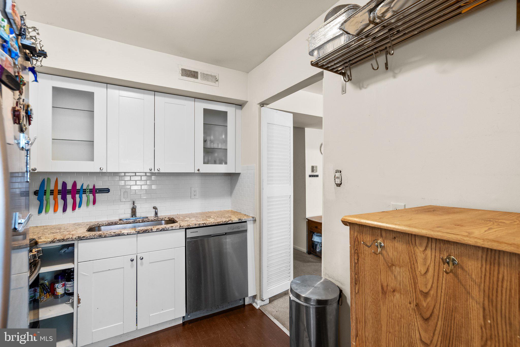 AMERICANA CENTRE - Residential