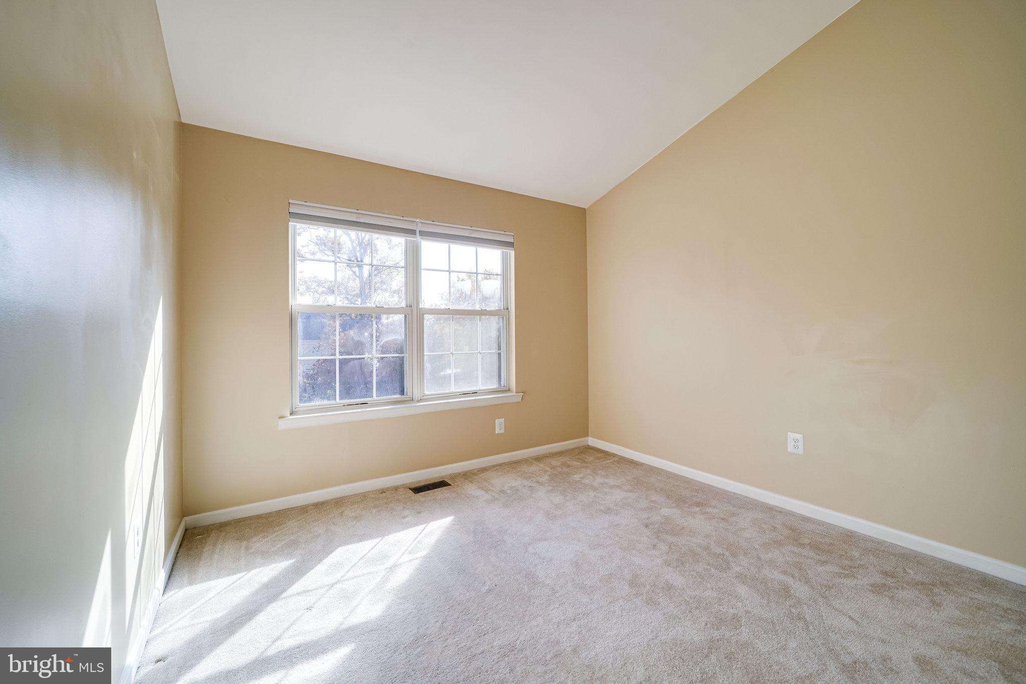 KINGSTOWNE - Residential