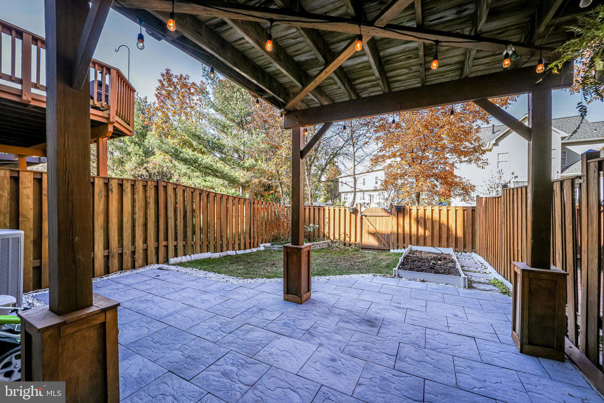 KINGSTOWNE - Residential