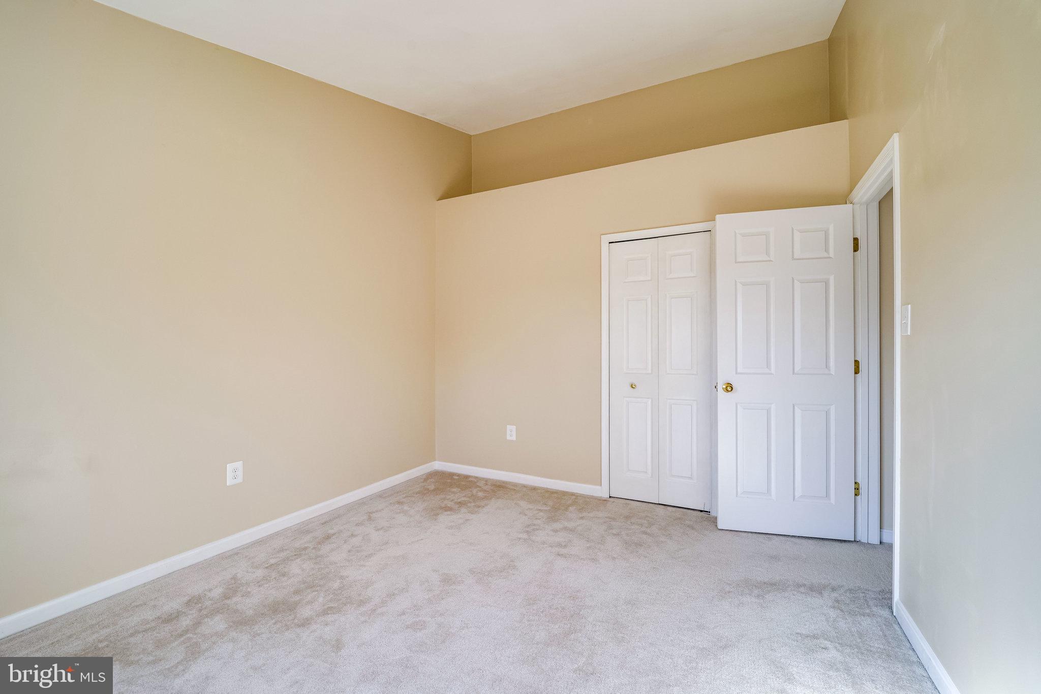 KINGSTOWNE - Residential