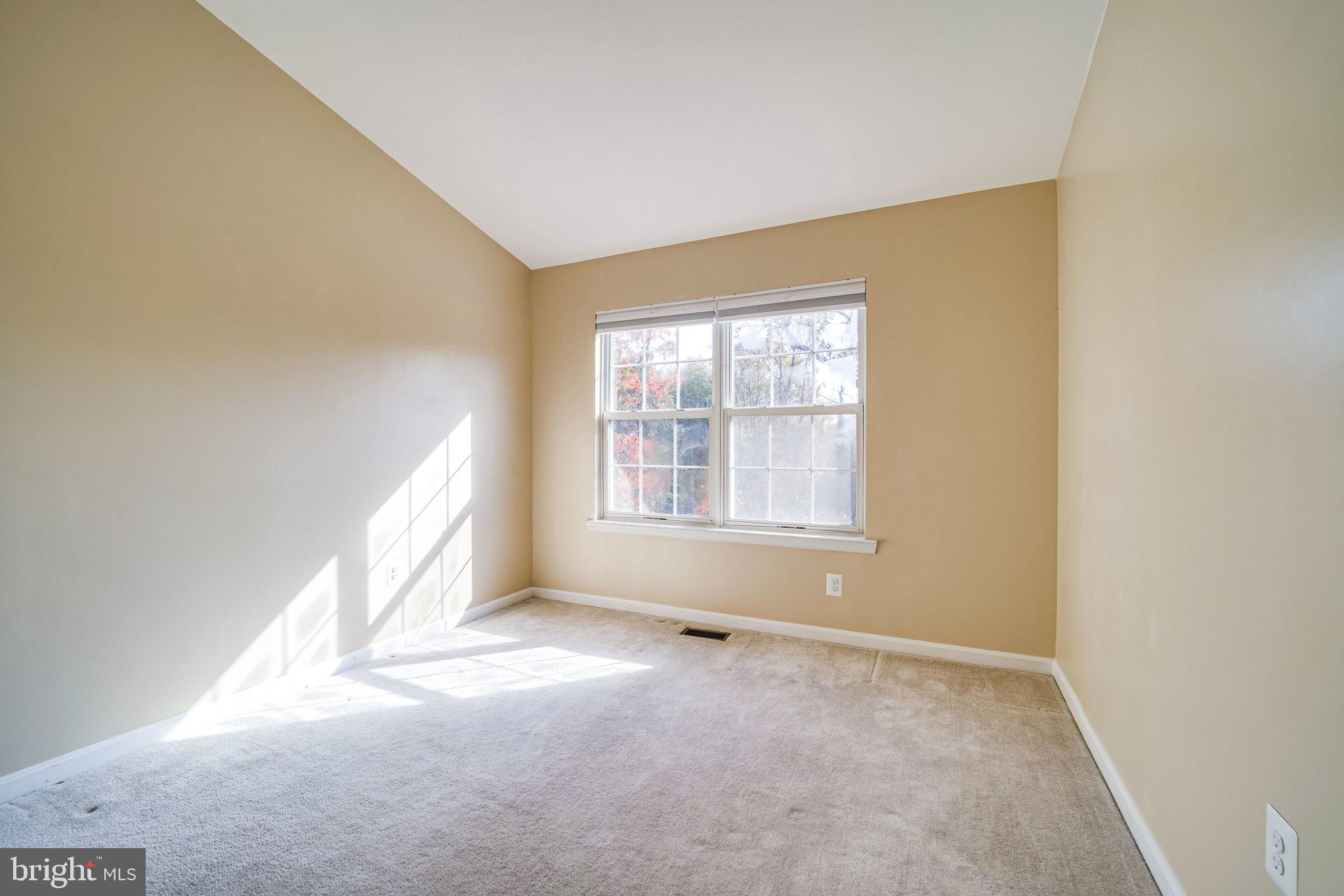 KINGSTOWNE - Residential