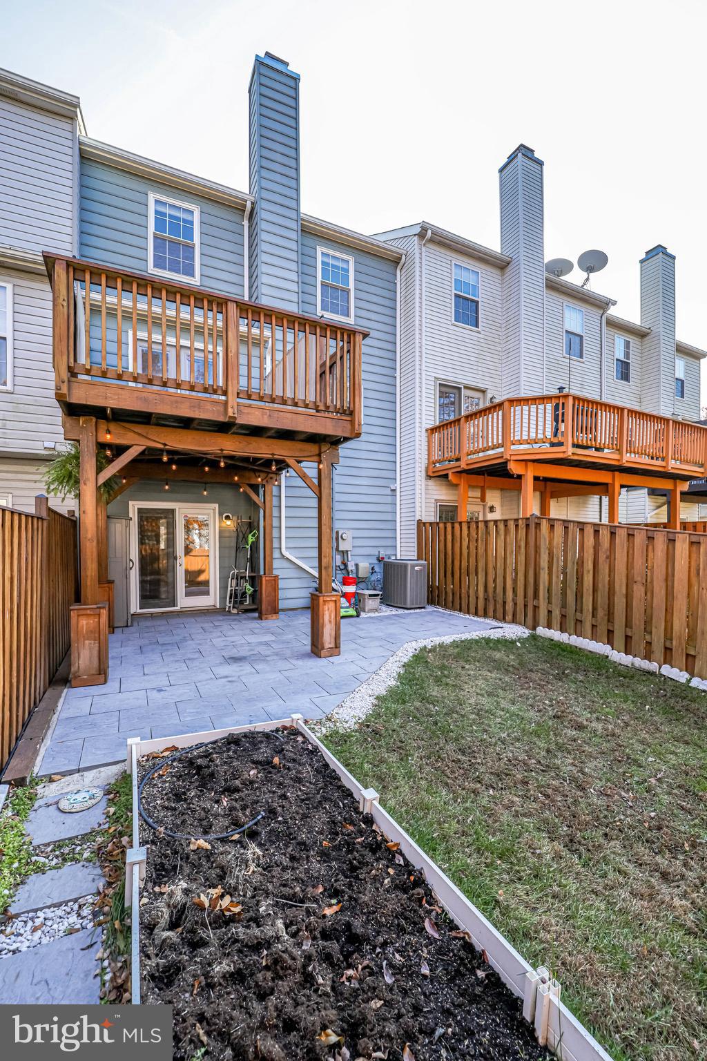 KINGSTOWNE - Residential