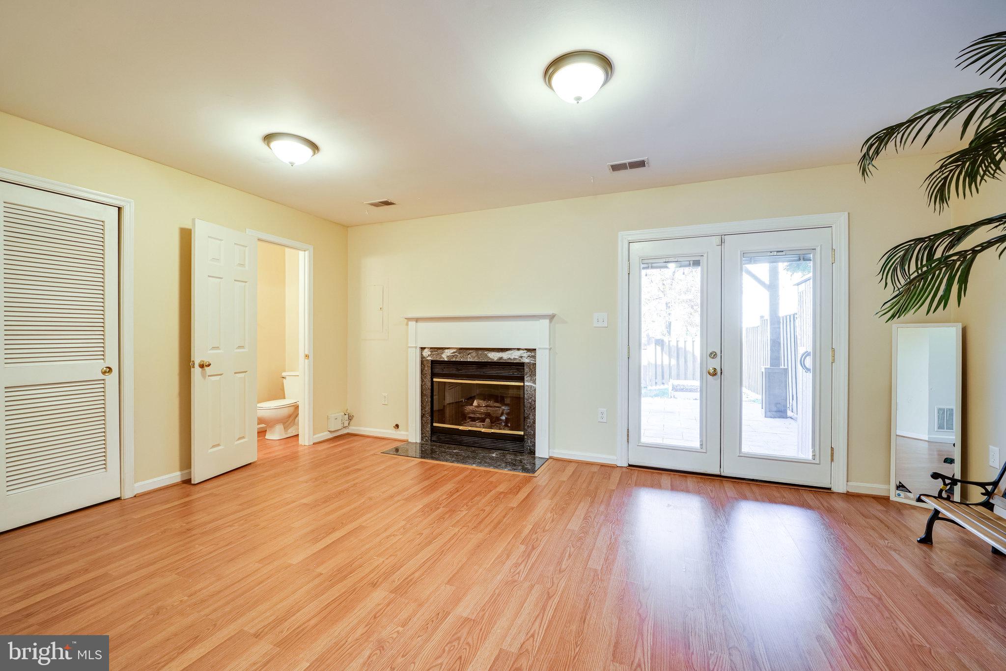 KINGSTOWNE - Residential