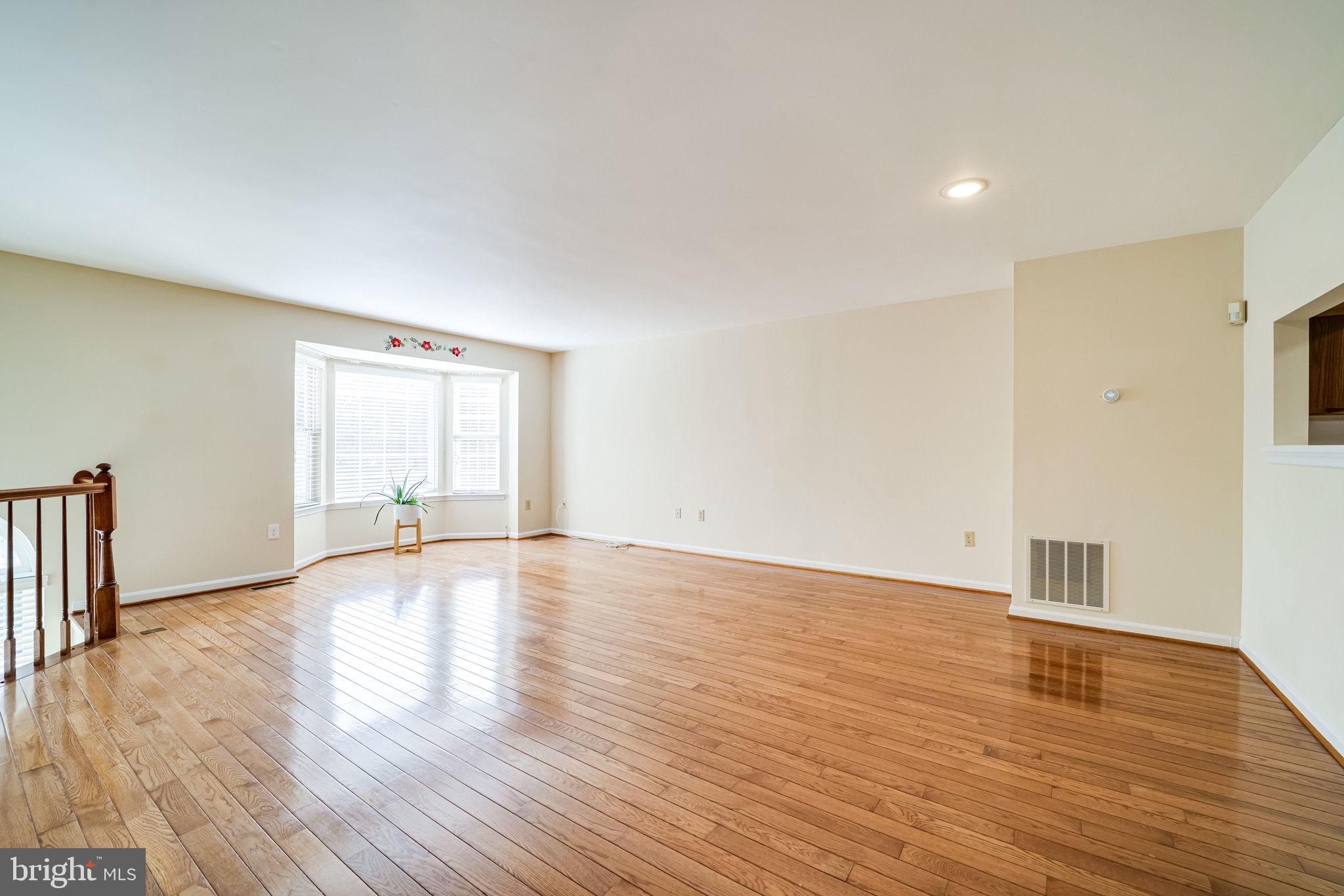 KINGSTOWNE - Residential