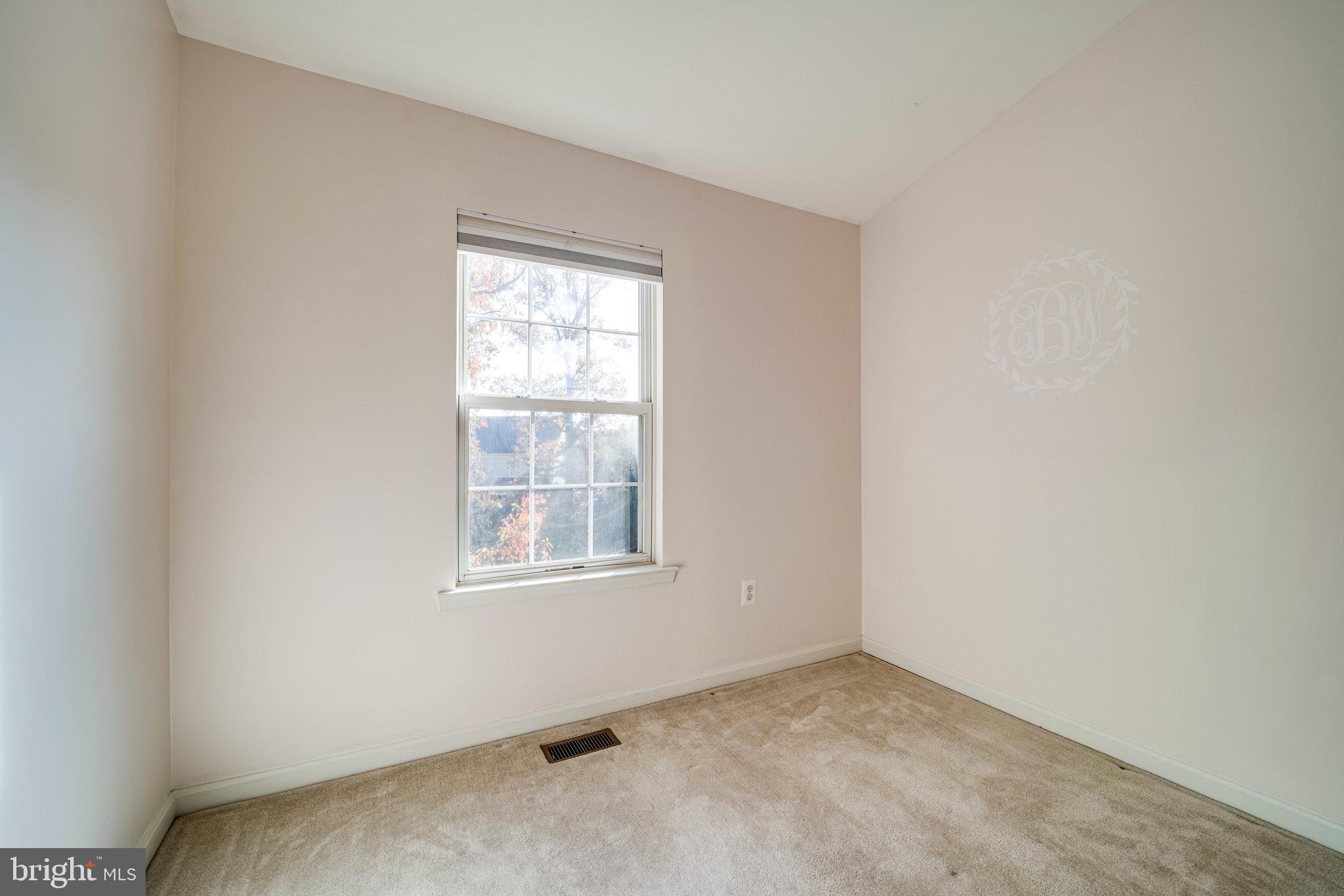 KINGSTOWNE - Residential