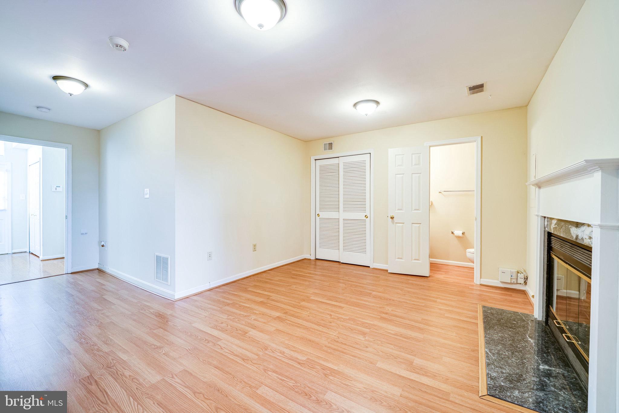 KINGSTOWNE - Residential