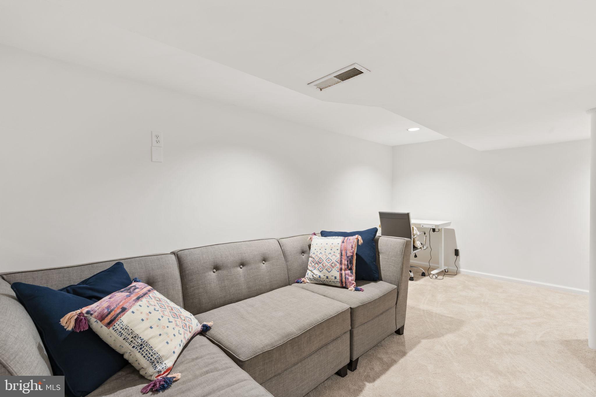 SAINT ALBANS - Residential