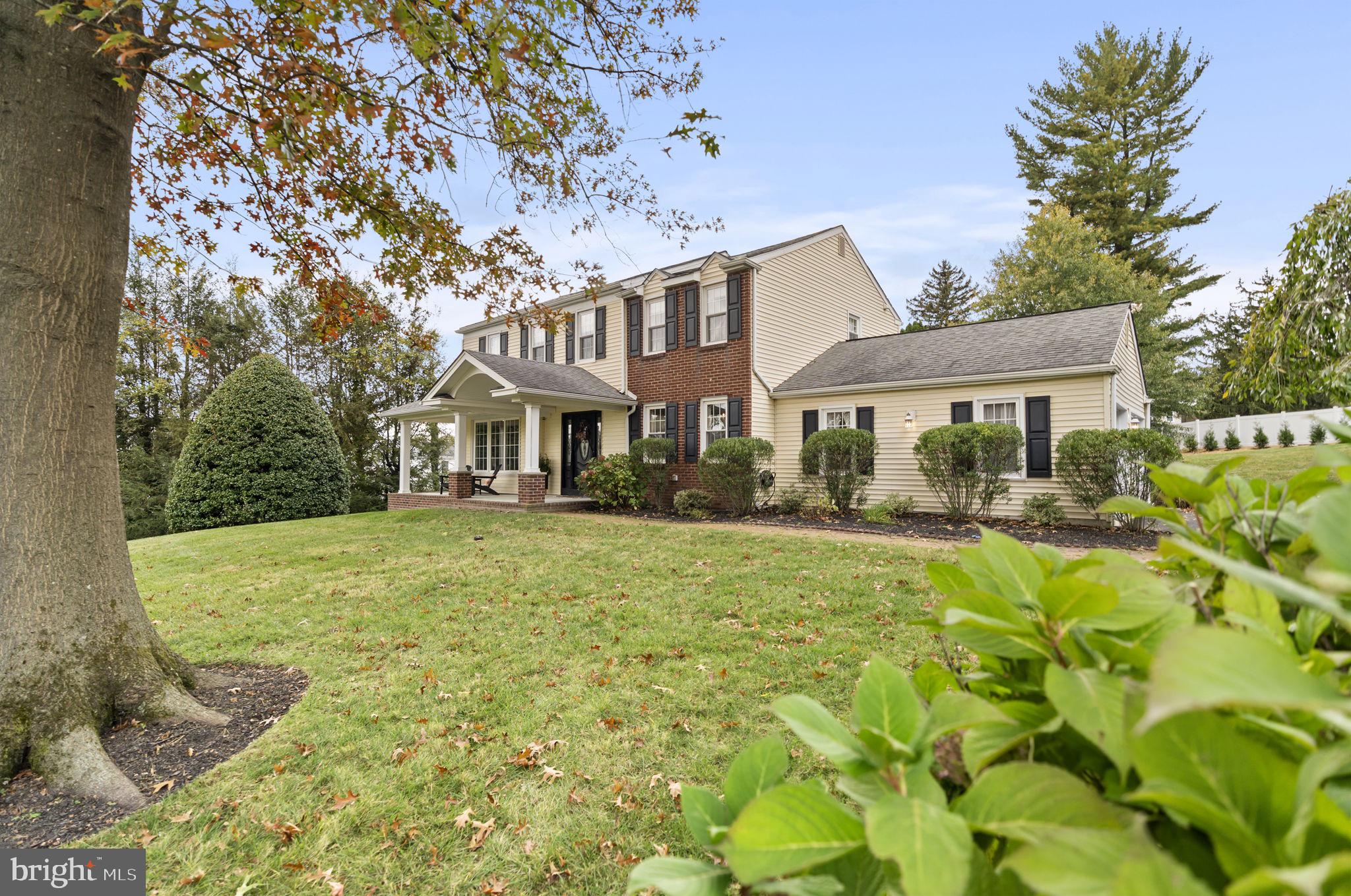 10 FOX CHASE CIRCLE