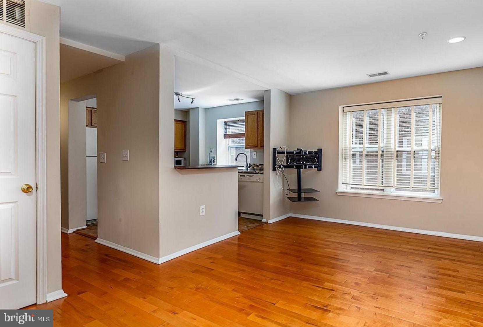 1441 SPRING ROAD NW 204