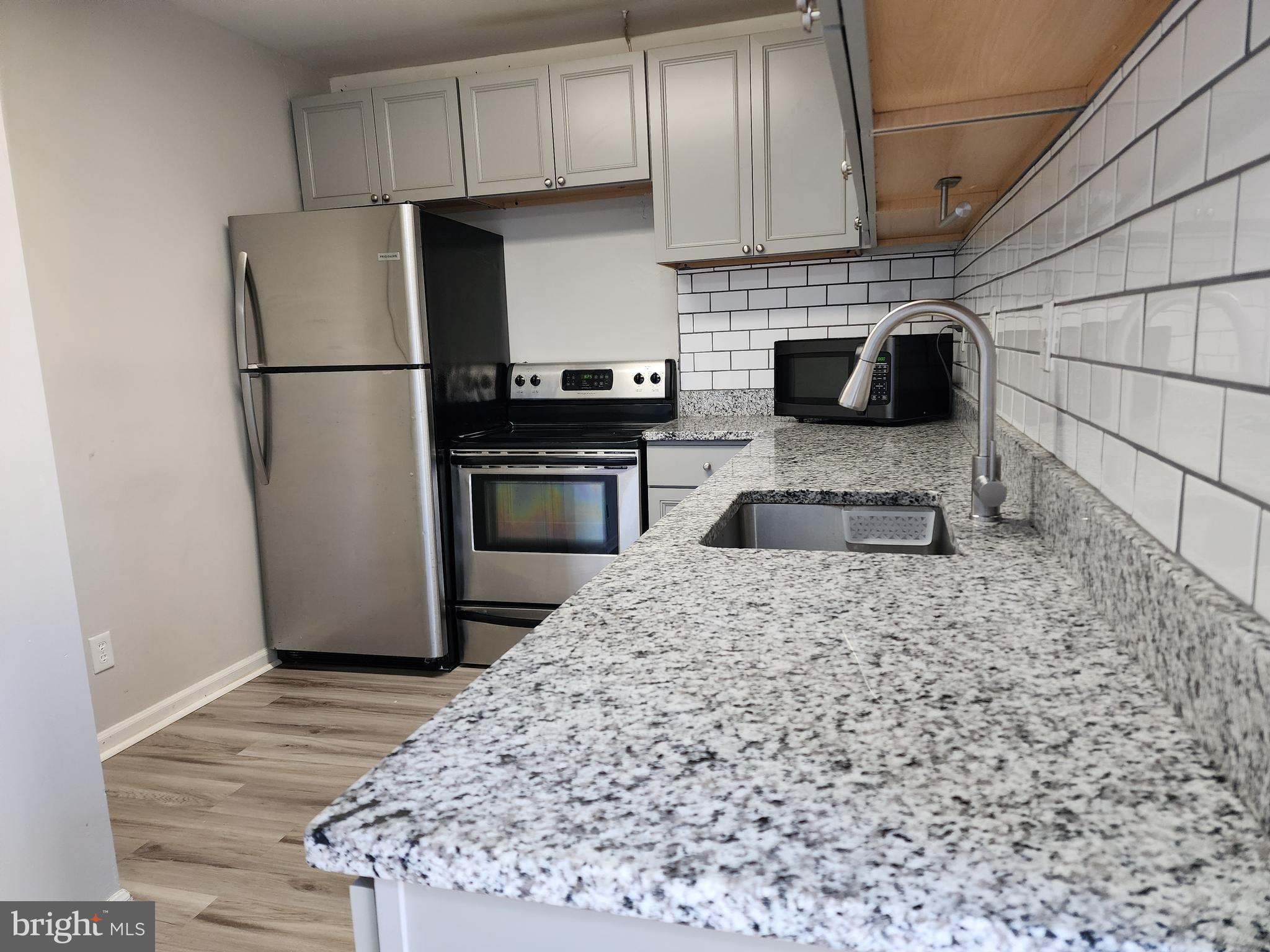 BRAGG HILL TOWNHOUSES - Residential