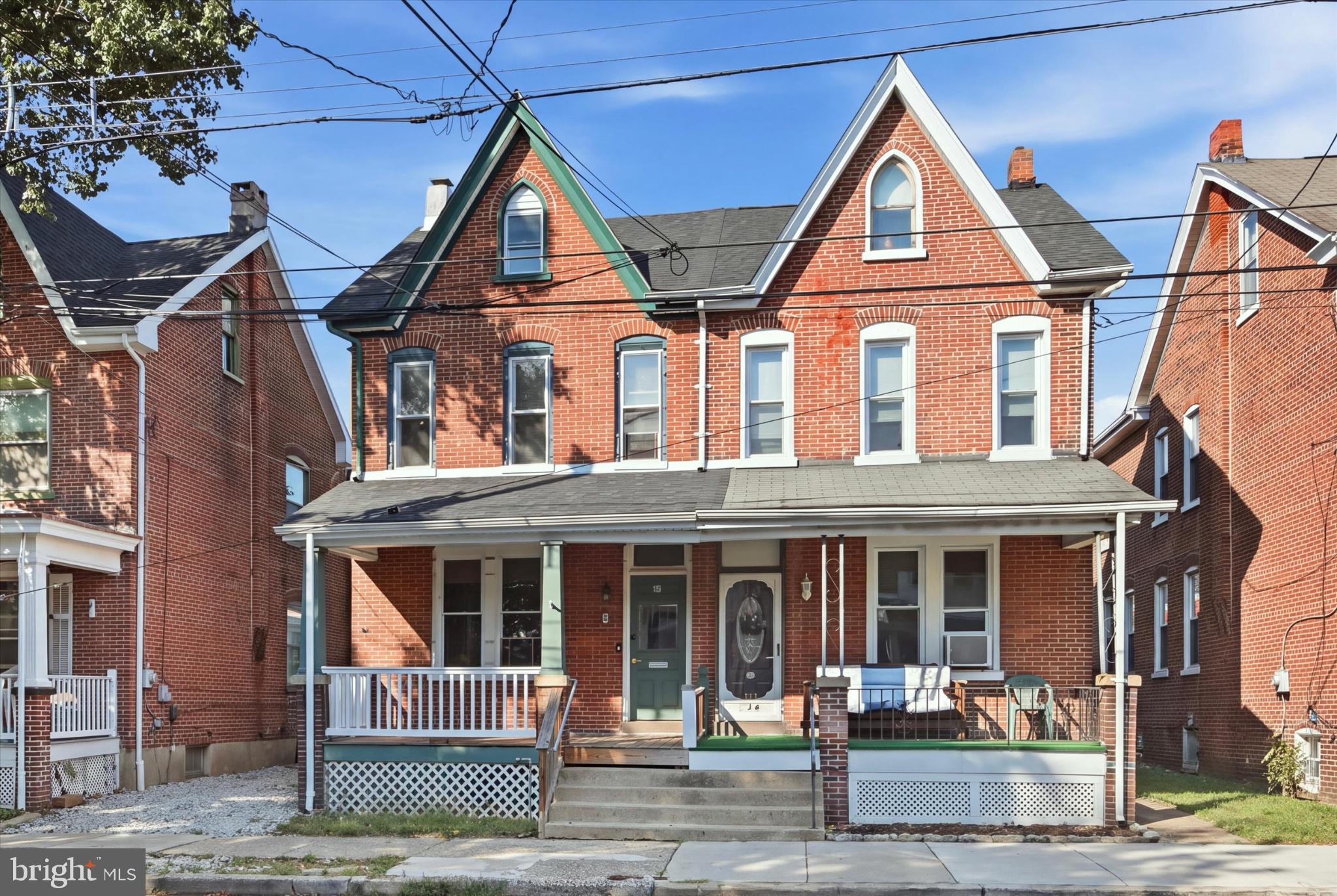 9 W 2ND STREET