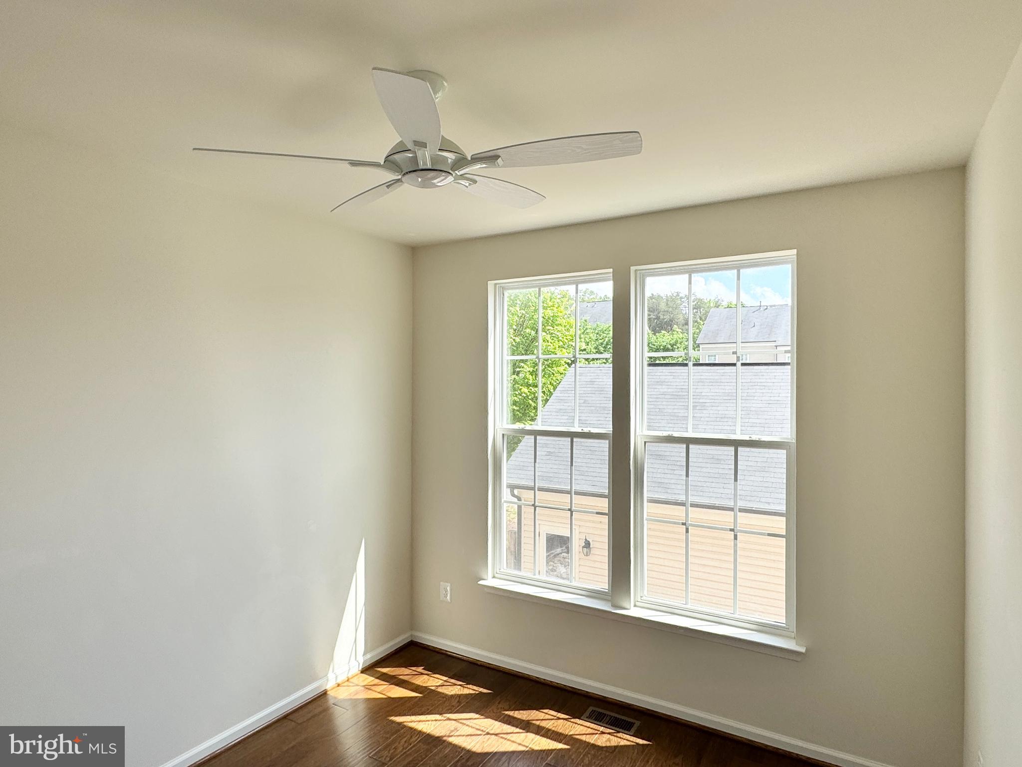 EMBREY MILL - Residential Lease