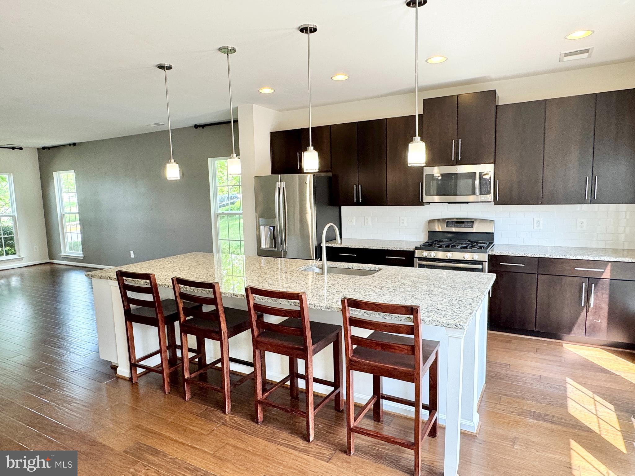 EMBREY MILL - Residential Lease