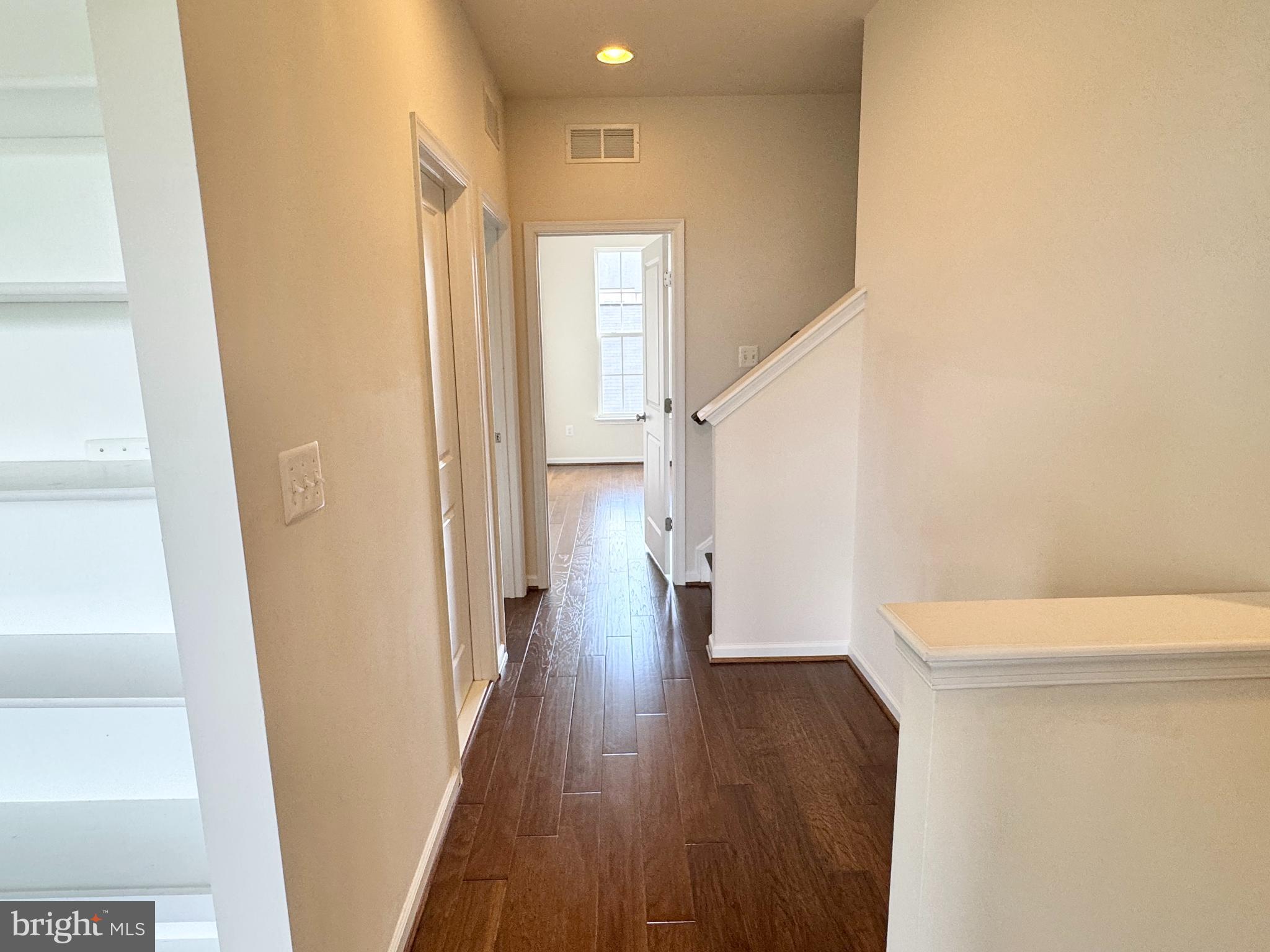 EMBREY MILL - Residential Lease